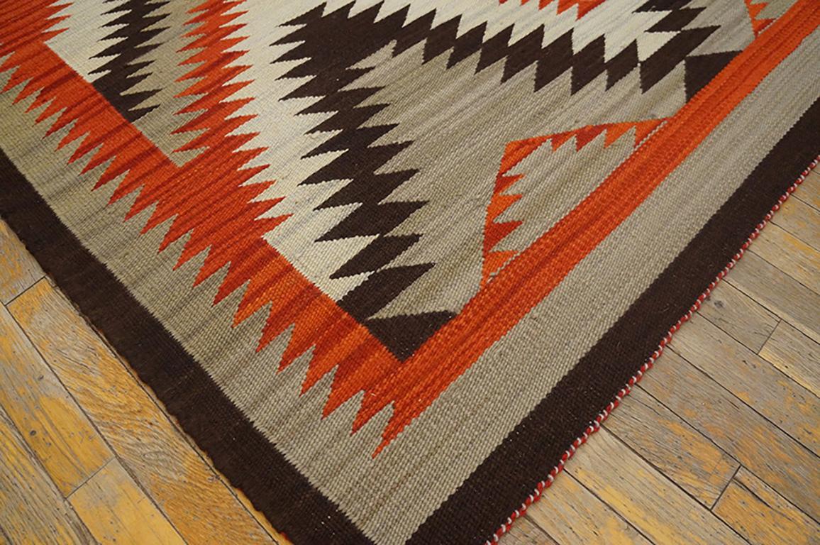 Zeitgenössischer Teppich im Navajo-Stil (9' x 12' - 274 x 365 ) (Handgewebt) im Angebot