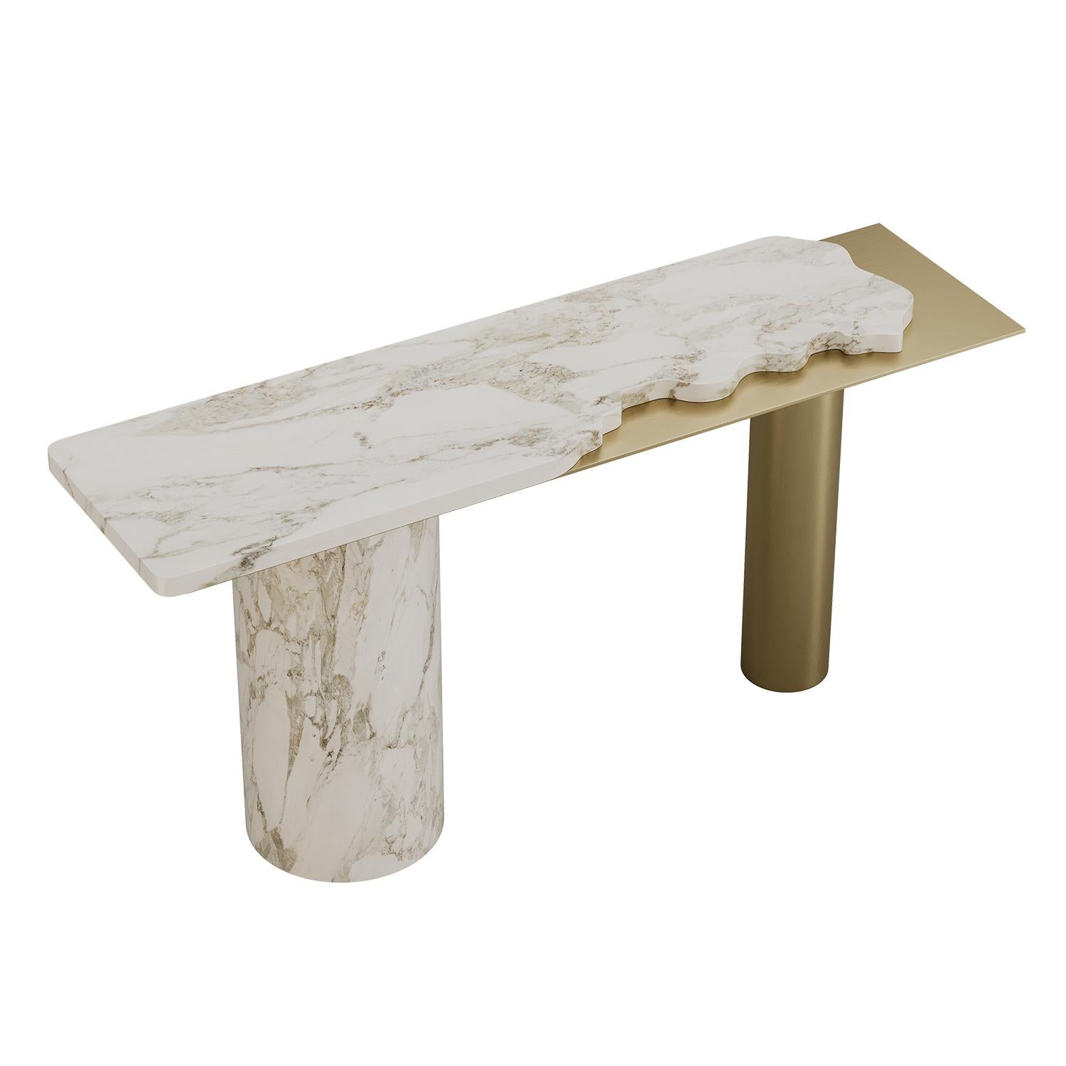 Portoghese Console Naya contemporanea in marmo e ottone di Atelier A, realizzata a mano in vendita