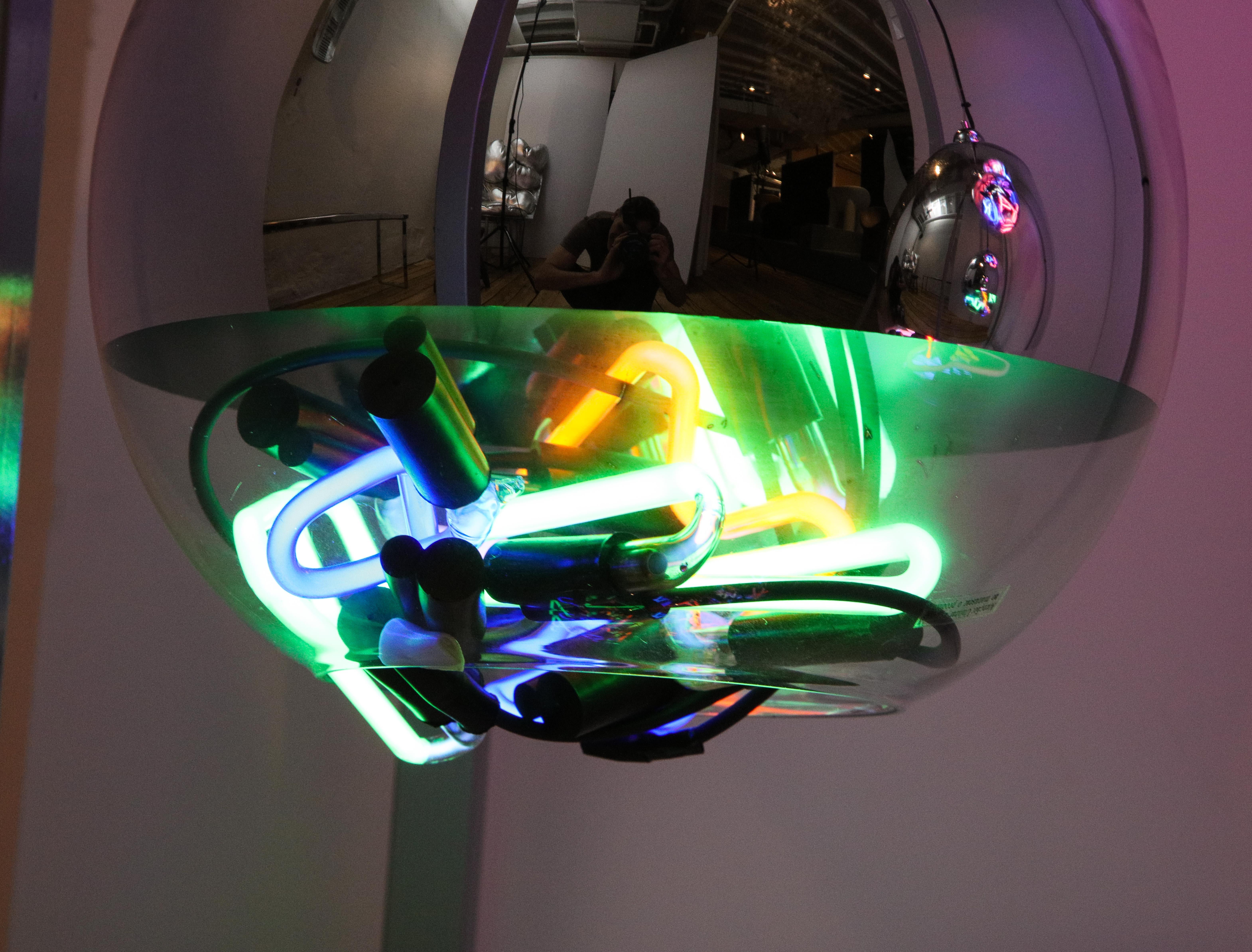 Contemporary Neon Balls Stand Lamp by Brazilian designer Alê Jordão 3