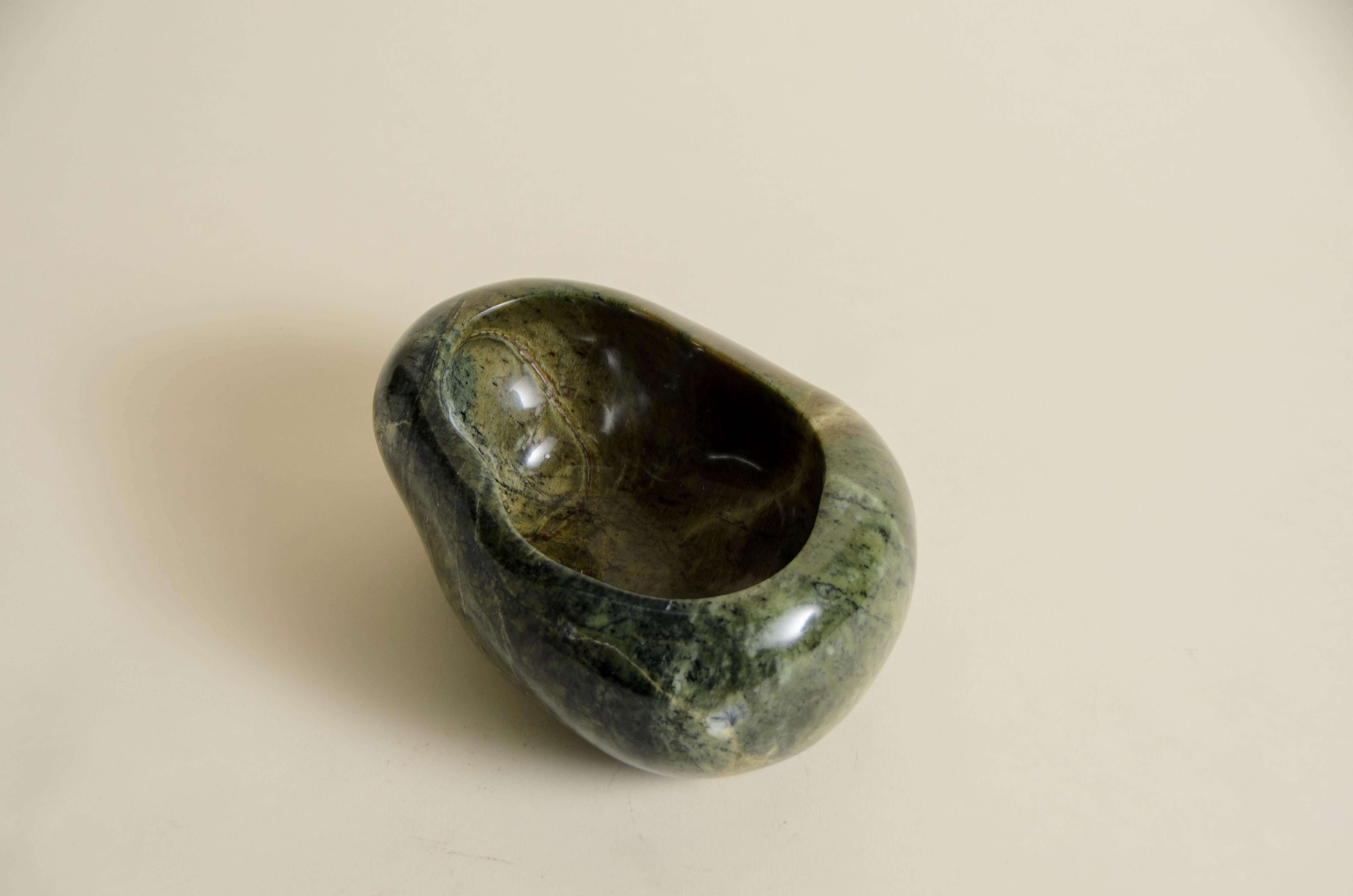 Modern Contemporary Nephrite Jade Small Pebble Pot by Robert Kuo, Limited Edition For Sale