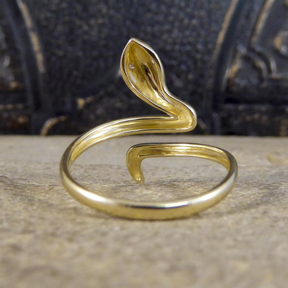 Round Cut Contemporary New Diamond Set Eyed Snake Ring in 9ct Yellow Gold For Sale
