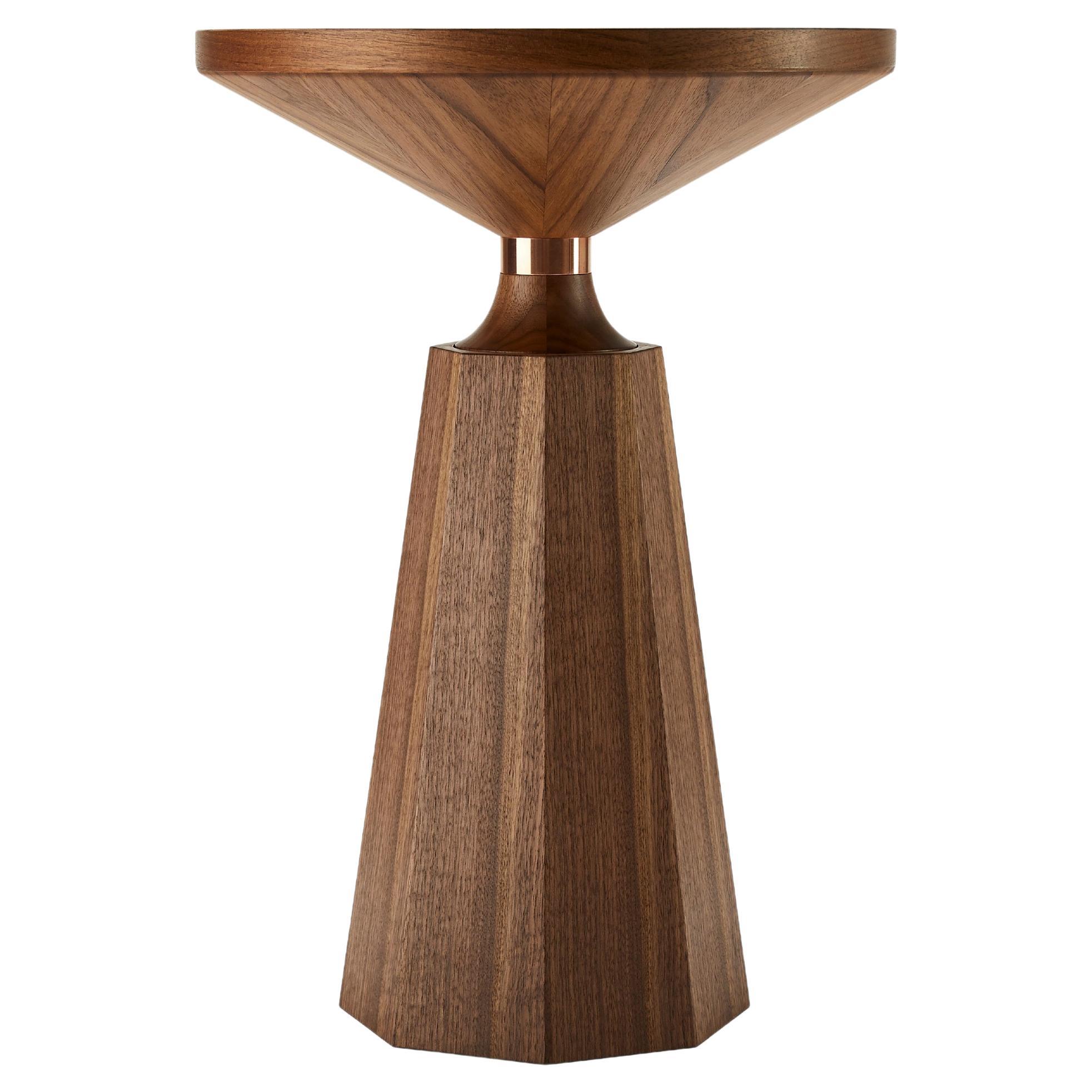 Tavolino contemporaneo Nicole II in noce e ottone