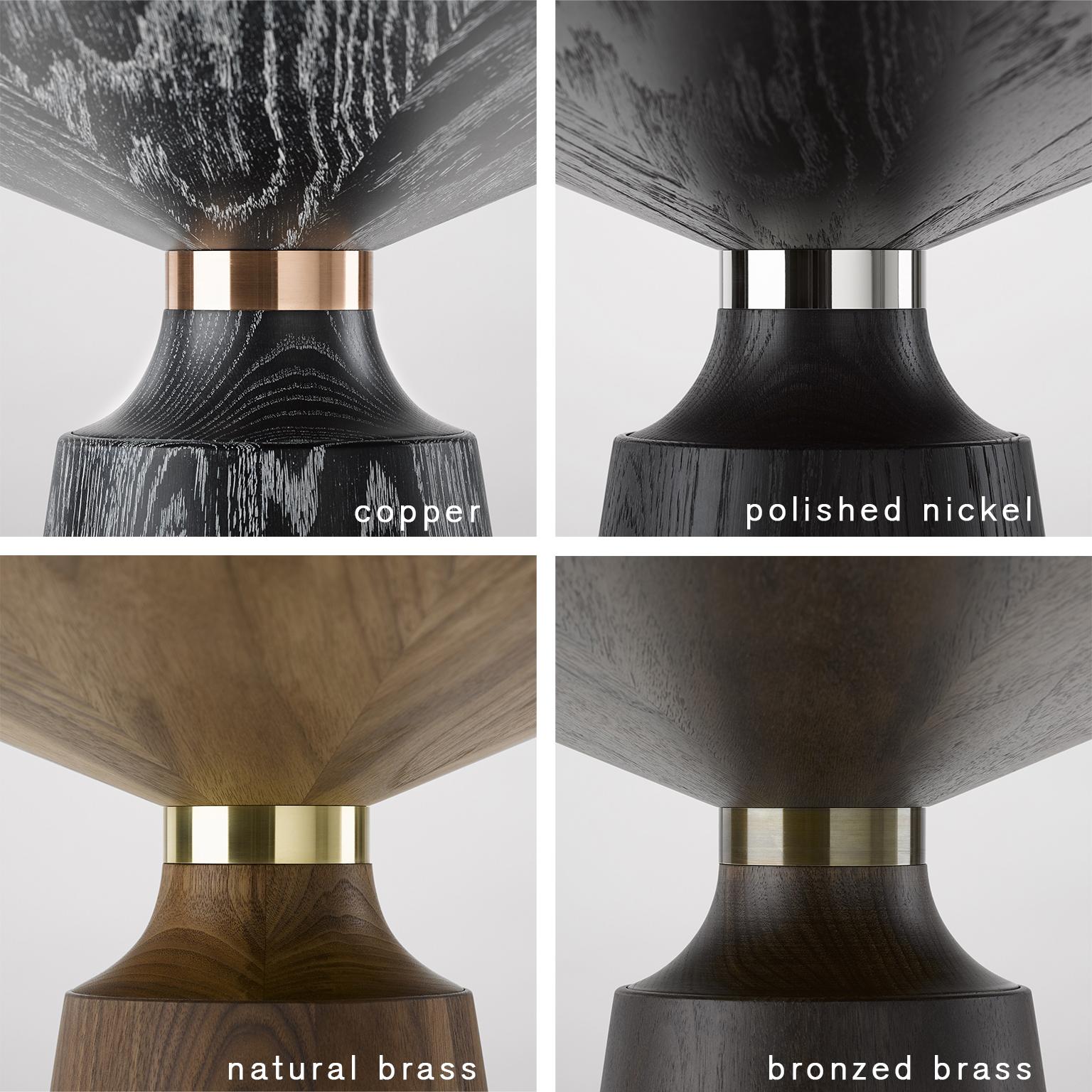Ottone Tavolo Occasionale Nicole contemporaneo in noce ebanizzato e ottone bronzato in vendita