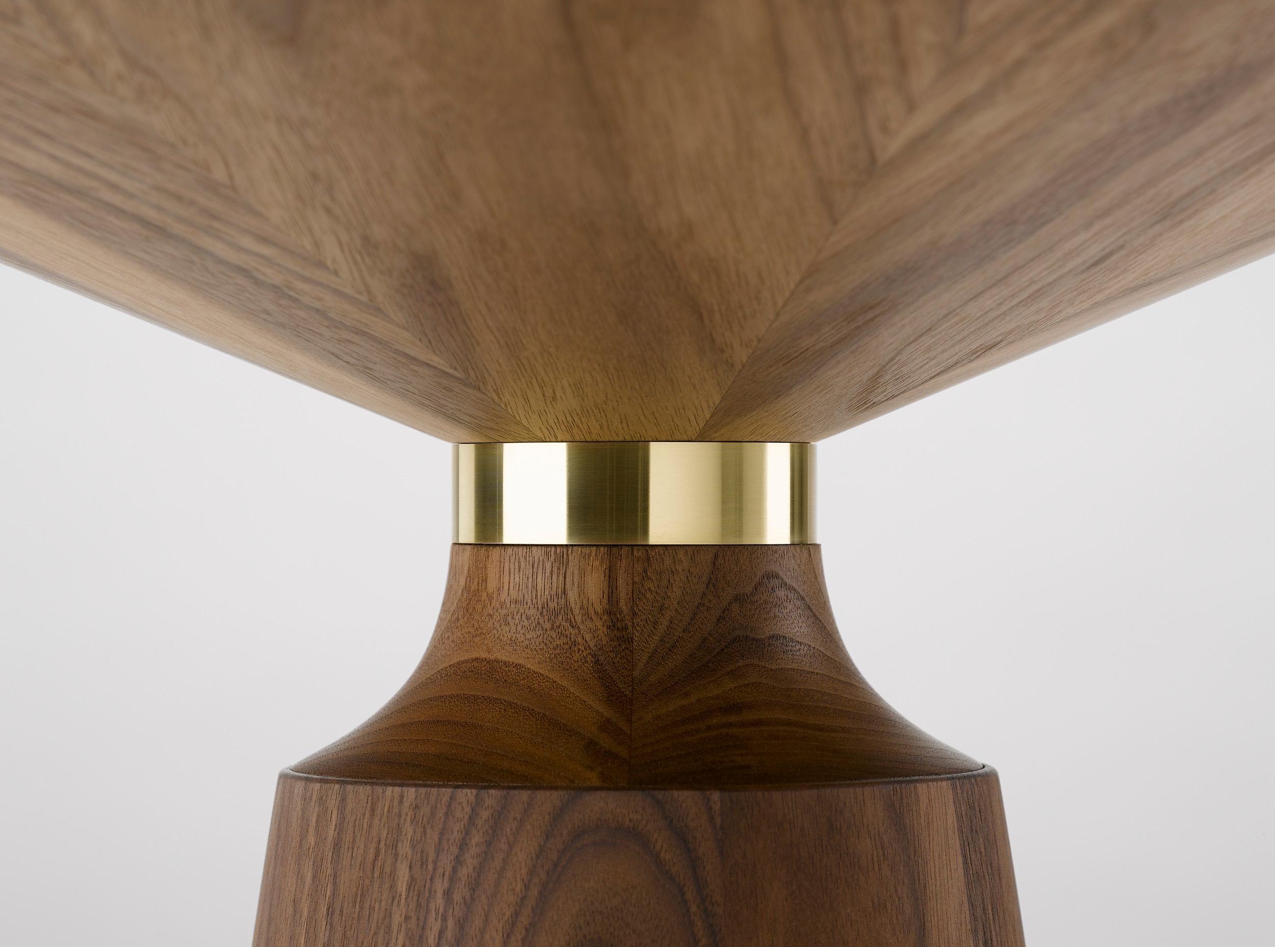 Laiton Contemporary Nicole Occasional Table in Black Lacquered Walnut and Brass en vente