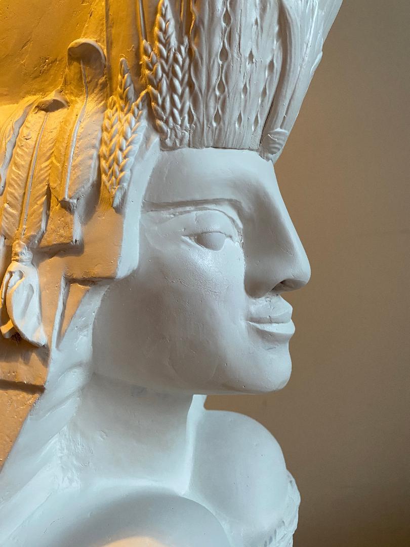 Escultura de jardín, contemporánea. Esfinge Nórdica, La Esfinge de Ruibarbo en venta 5