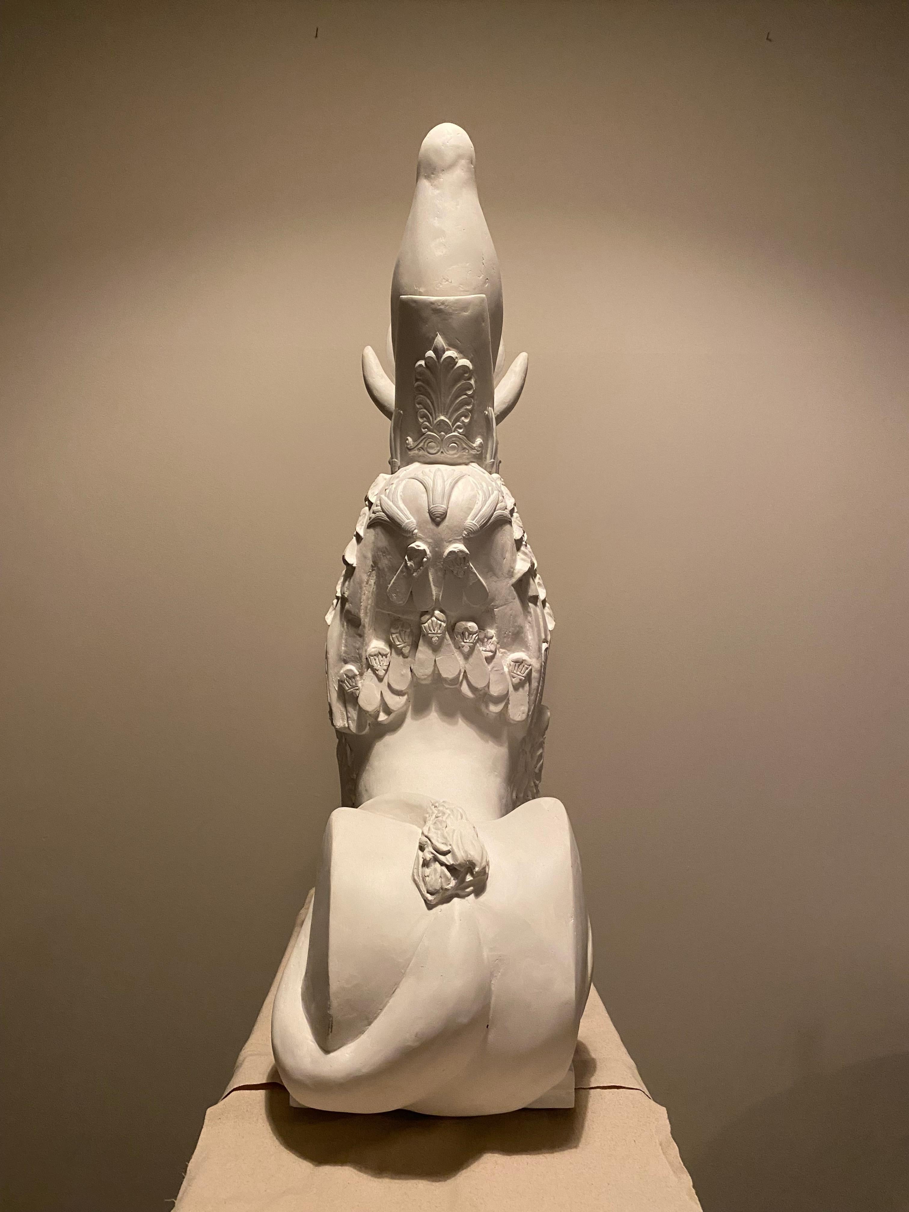 Escultura de jardín, contemporánea. Esfinge Nórdica, La Esfinge de Ruibarbo Egipcio en venta
