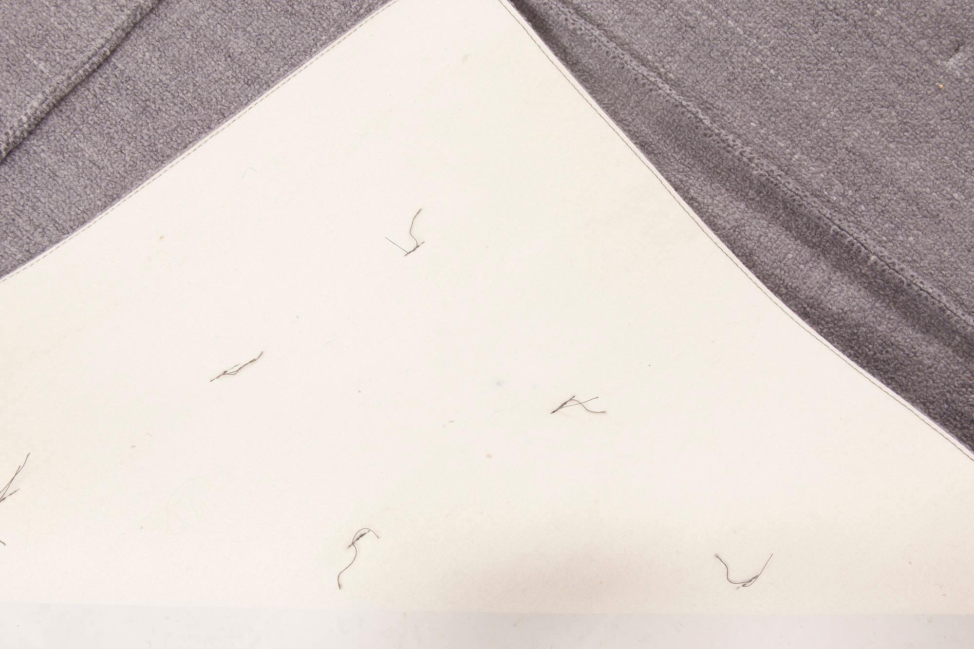 Contemporary Nuno Felt Grey Rug by Doris Leslie Blau In New Condition For Sale In New York, NY
