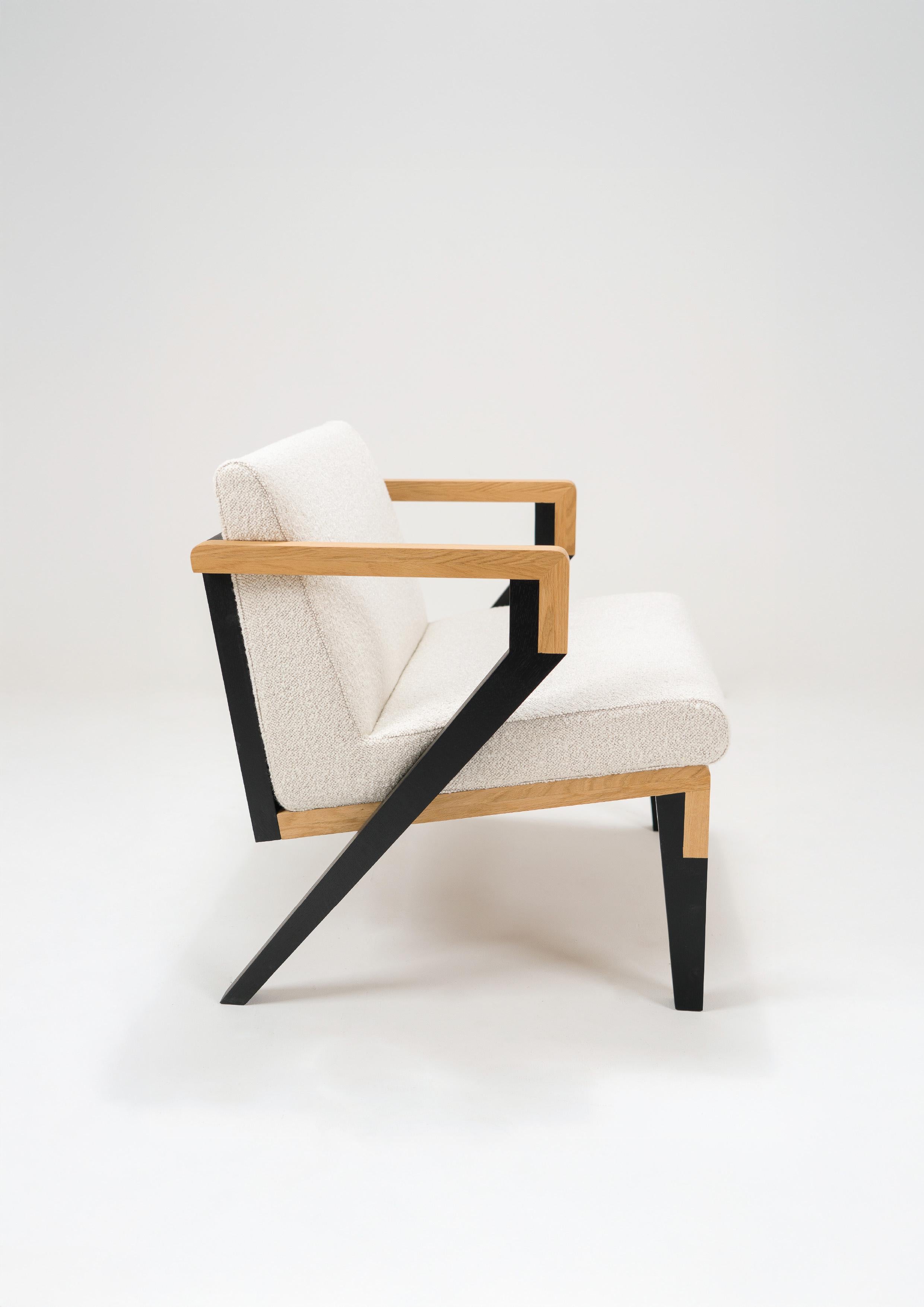 Modern Contemporary Oak Lounge Chair Two-Tone Wood & Bouclé Upholstery – Oillin Model For Sale
