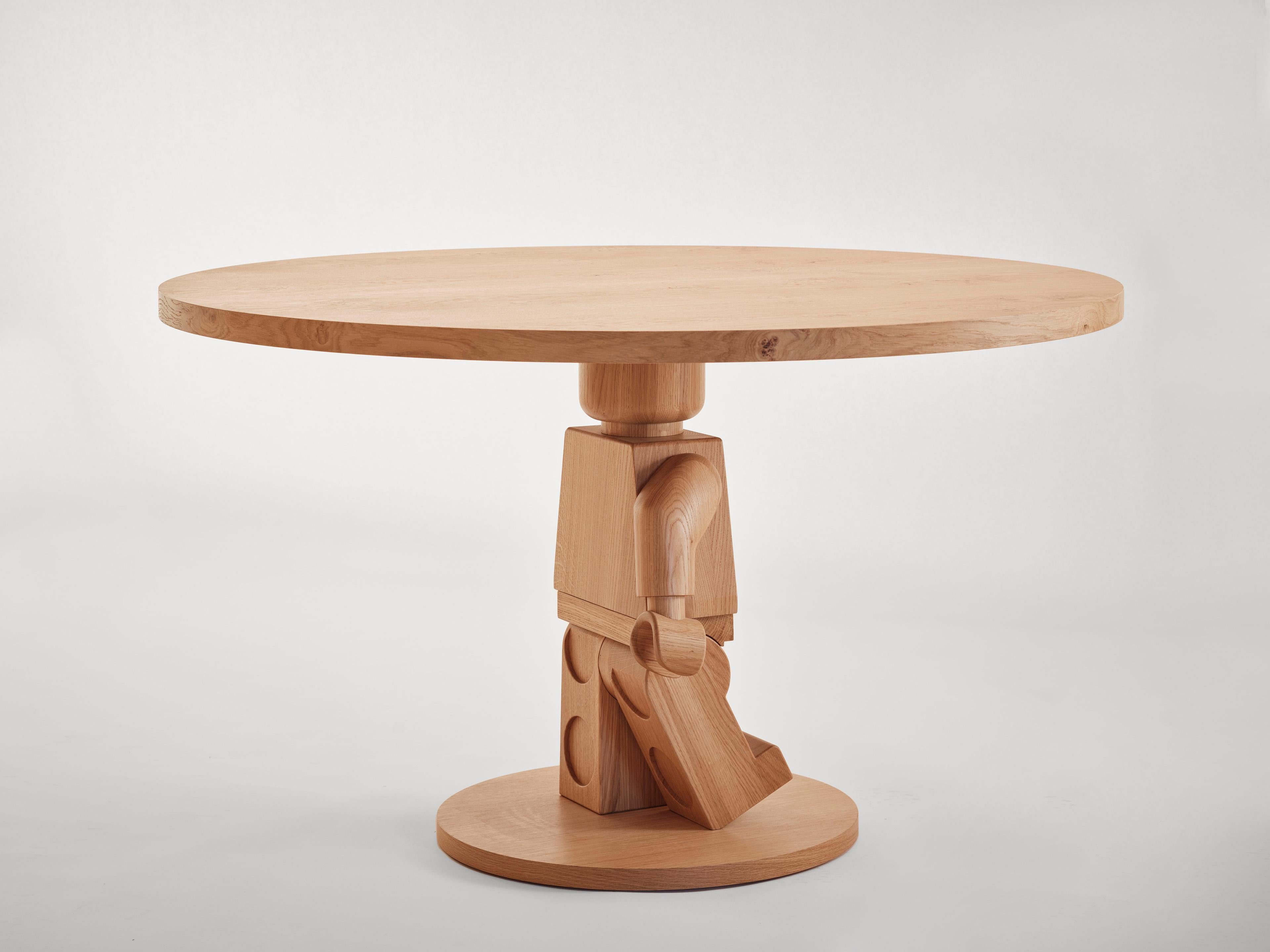 Contemporary Oak Round Table with Lego Sculpture Base, for SoShiro by Interni In New Condition For Sale In London, GB