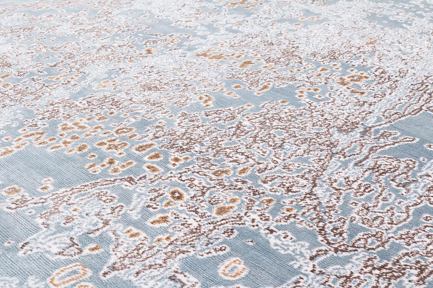 Nepalese Tappeto da giardino personalizzato AM Contemporary Oceanic Modern Abstract Blue Area Rug Capri by Joseph Carini in vendita