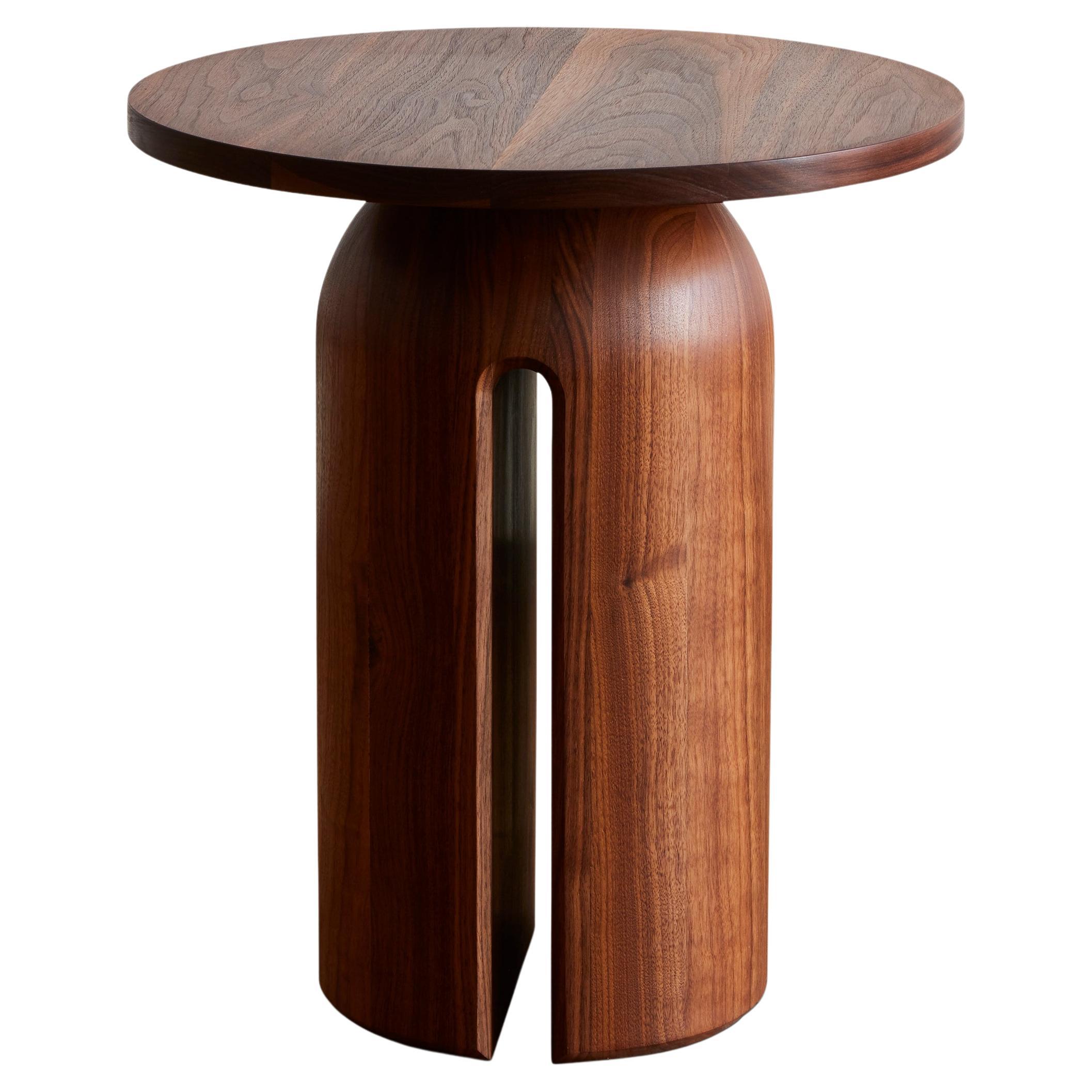 Contemporary Oco Side Table in Solid Wood by Luteca for indoor outdoor use