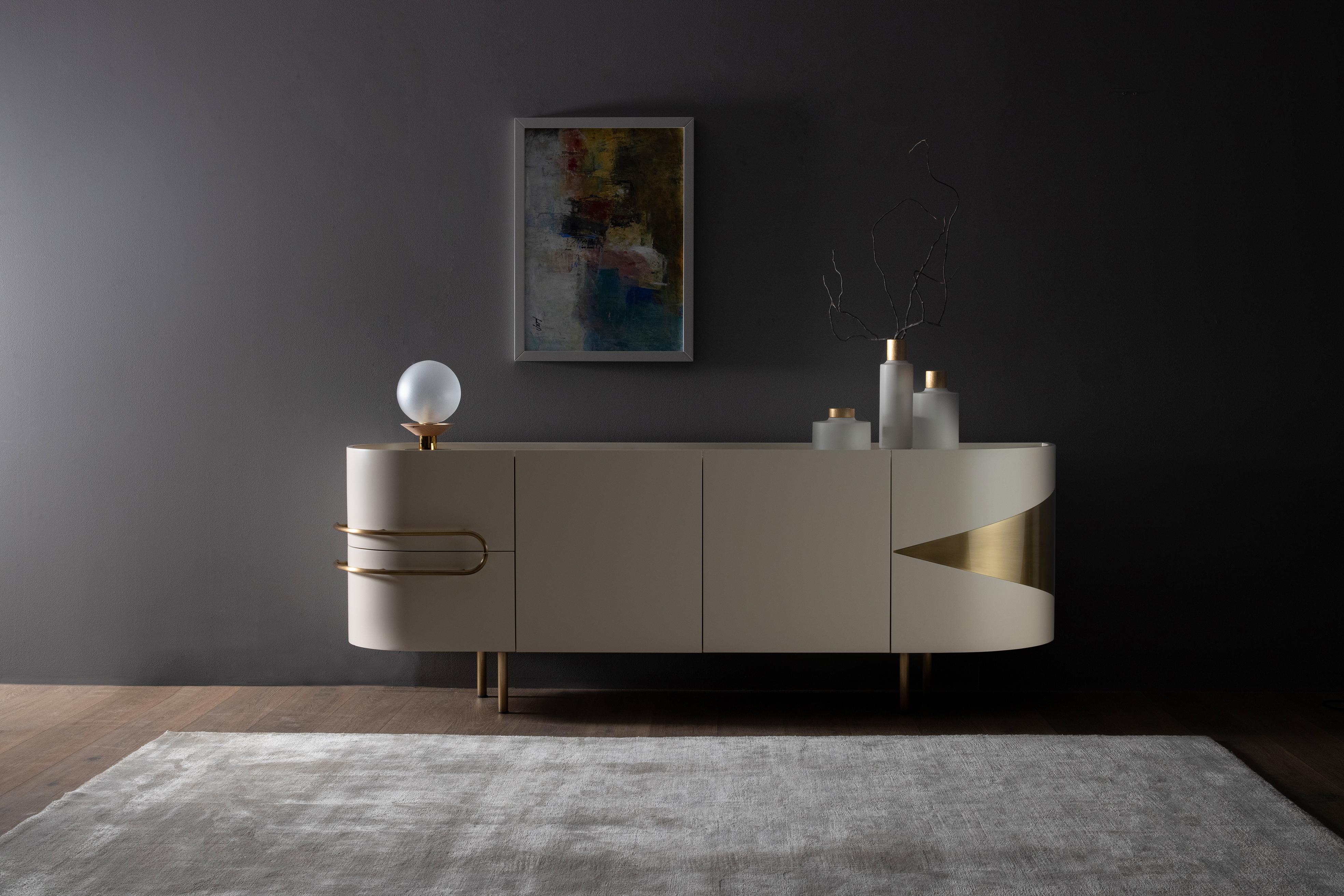 Spazzolato Credenza contemporanea in marmo calacatta Oliver, realizzata a mano da Greenapple in vendita