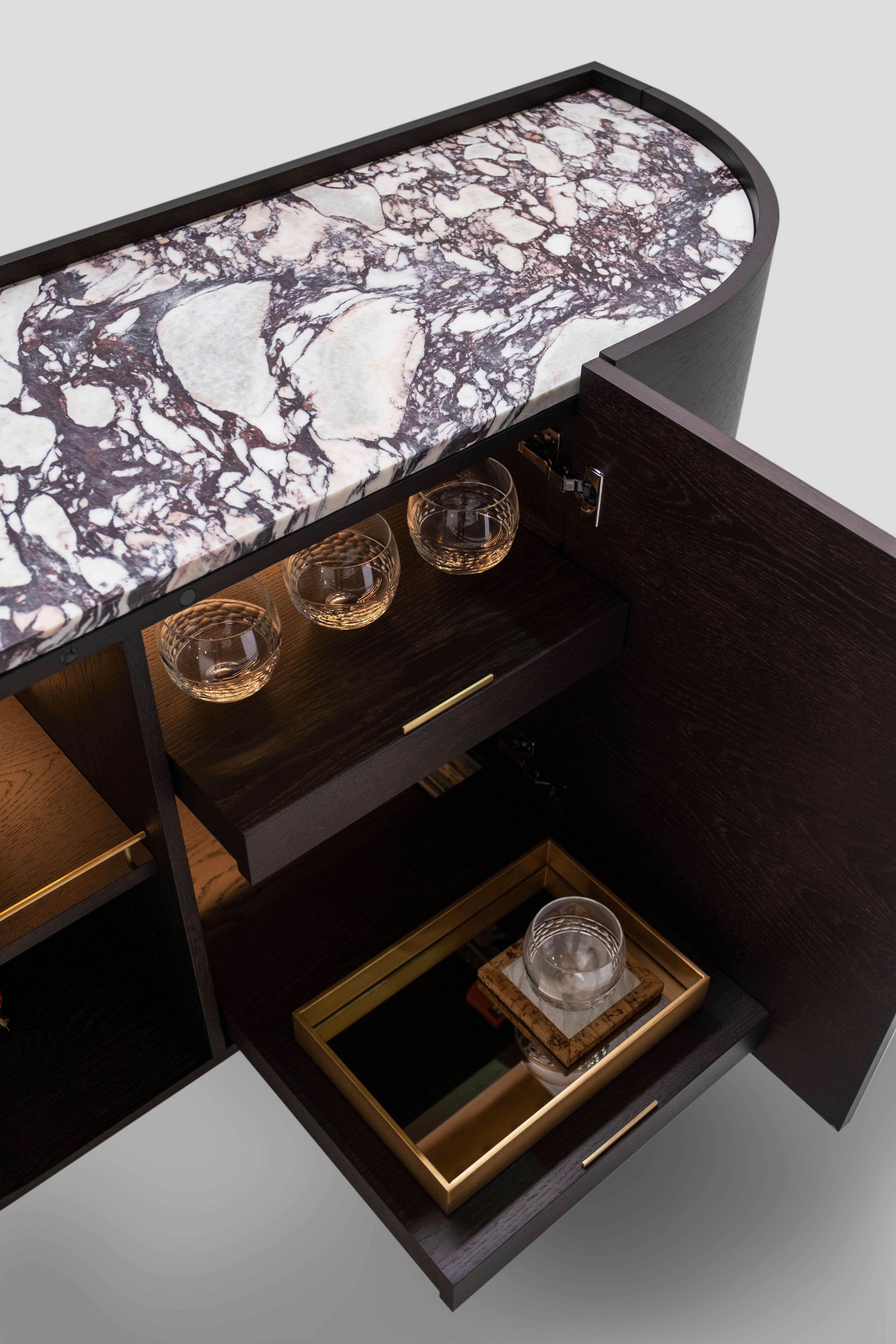 Mobile da cocktail Oliver Contemporary, Marmo Calacatta fatto a mano Greenapple In condizioni Nuovo in vendita a Lisboa, PT