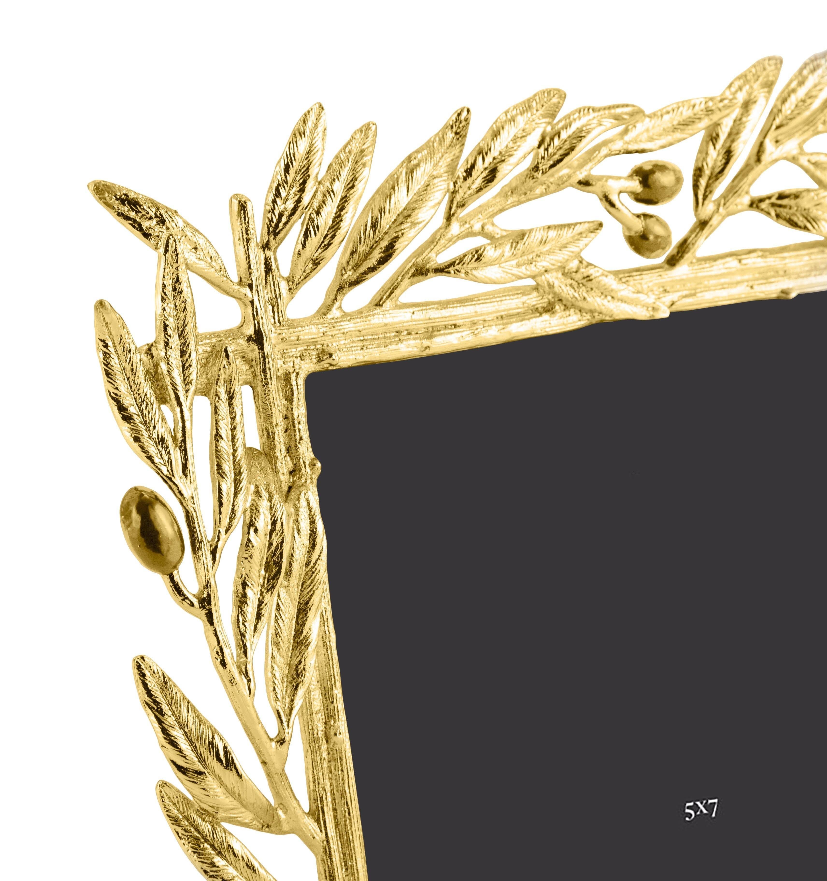 Marco de fotos contemporáneo Rama de olivo en metal dorado. Dorado en venta