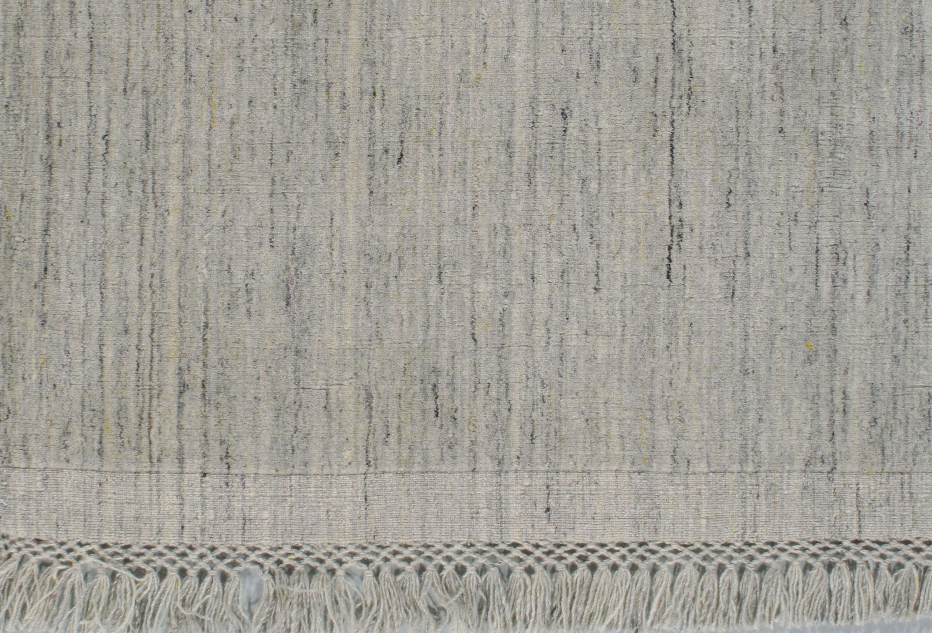 Annodato a mano Tappeto contemporaneo Omni Silver Charcoal Ivory 4' x 6' in vendita