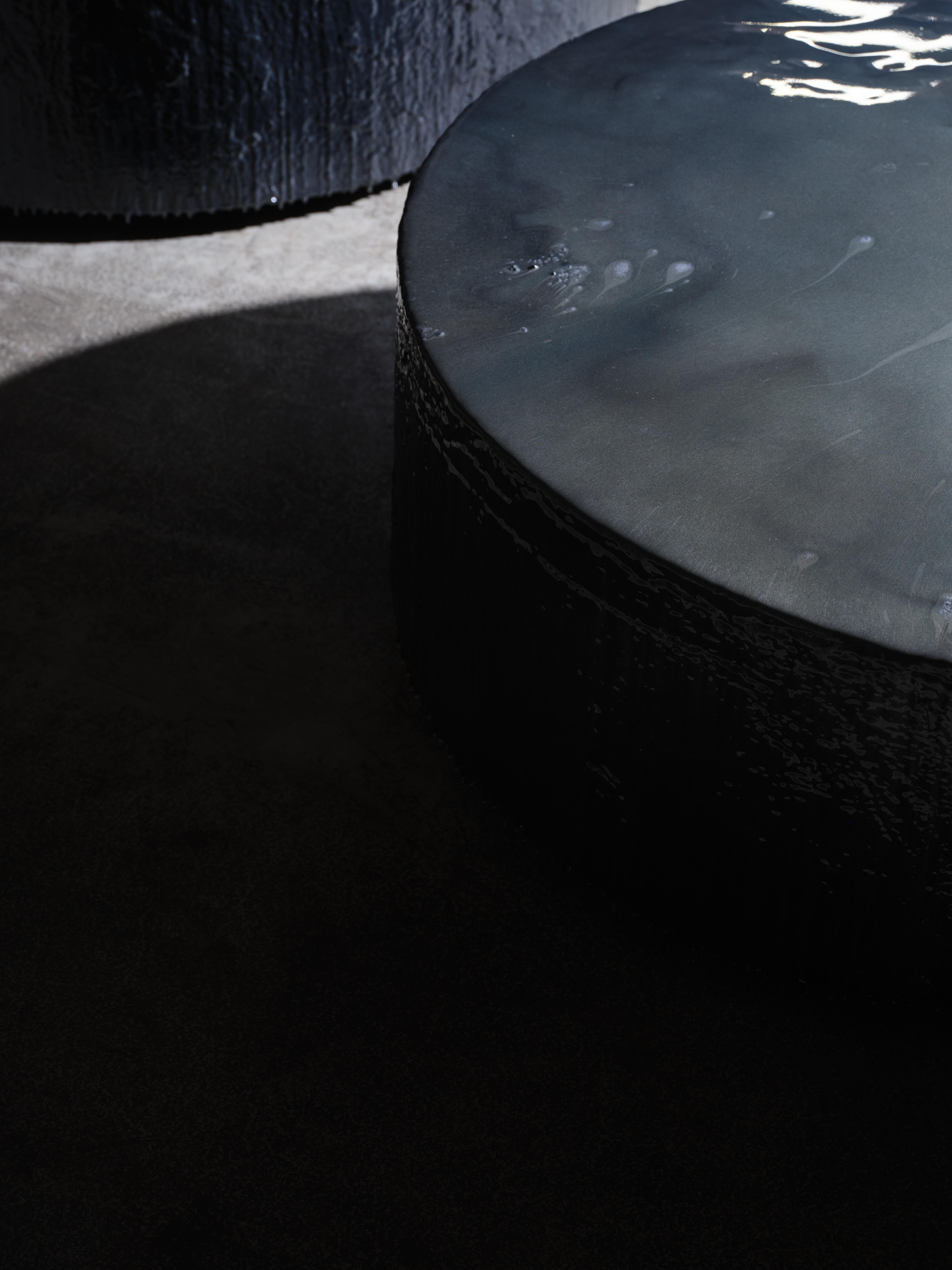 Mesa de centro contemporánea única en su género Espacio egipcio en venta 2