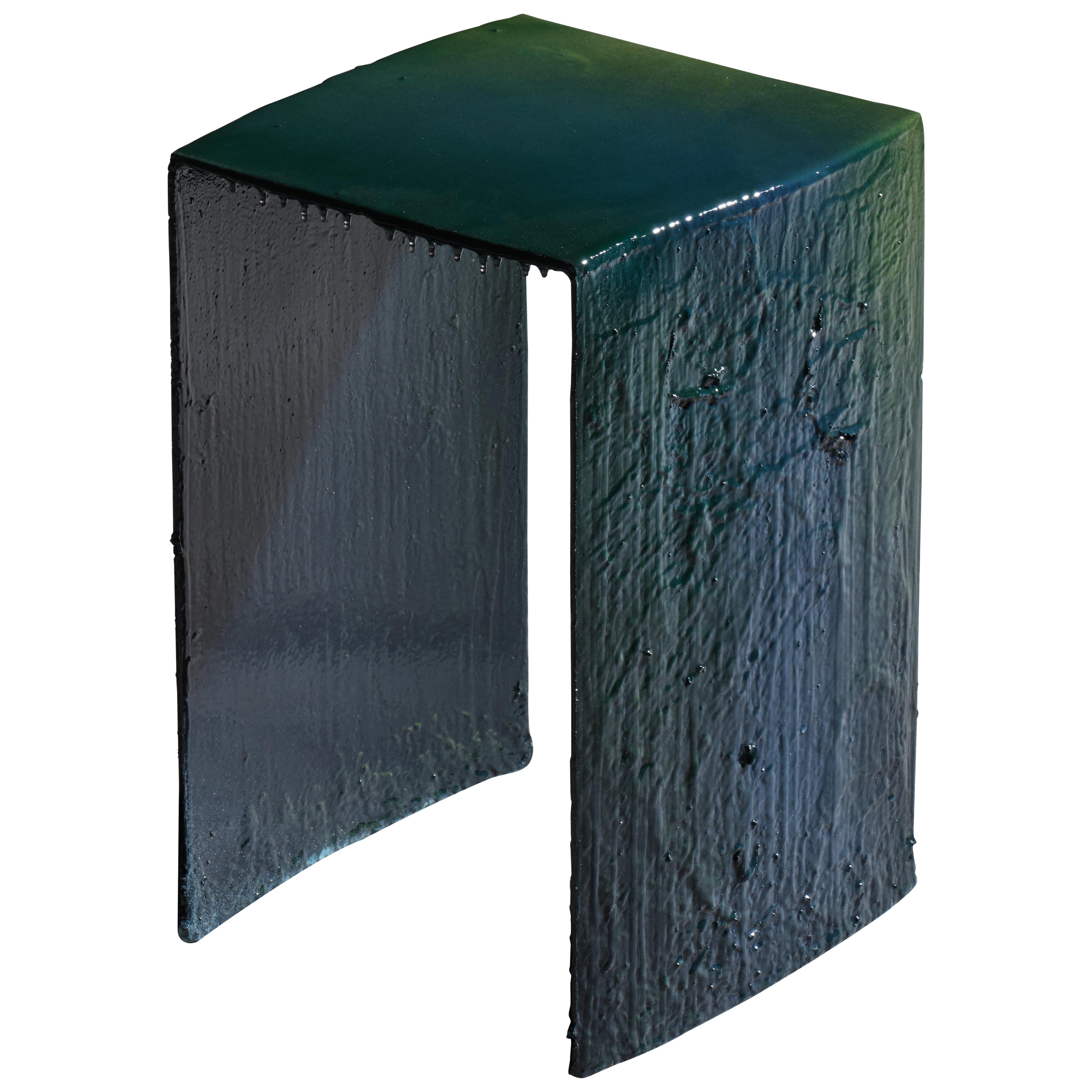 Tabouret contemporain unique en son genre en forme d'algue métallique