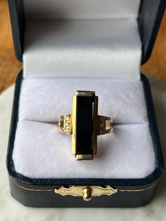 Contemporary Onyx Bar and Diamond 14k Yellow Gold Cocktail Ring