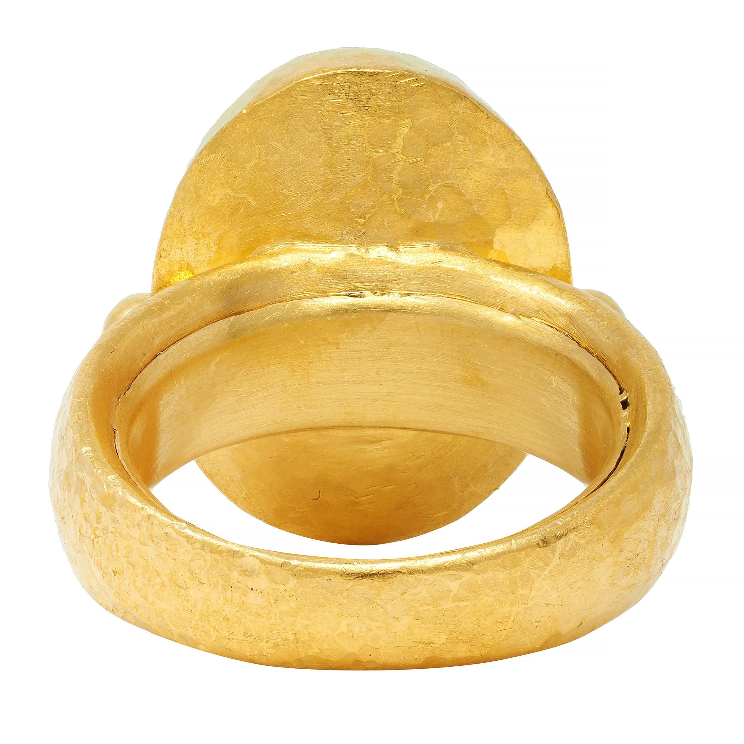 Contemporary Onyx Micro-Mosaic 22 Karat Yellow Gold Greek Parthenon Ring In Excellent Condition For Sale In Philadelphia, PA