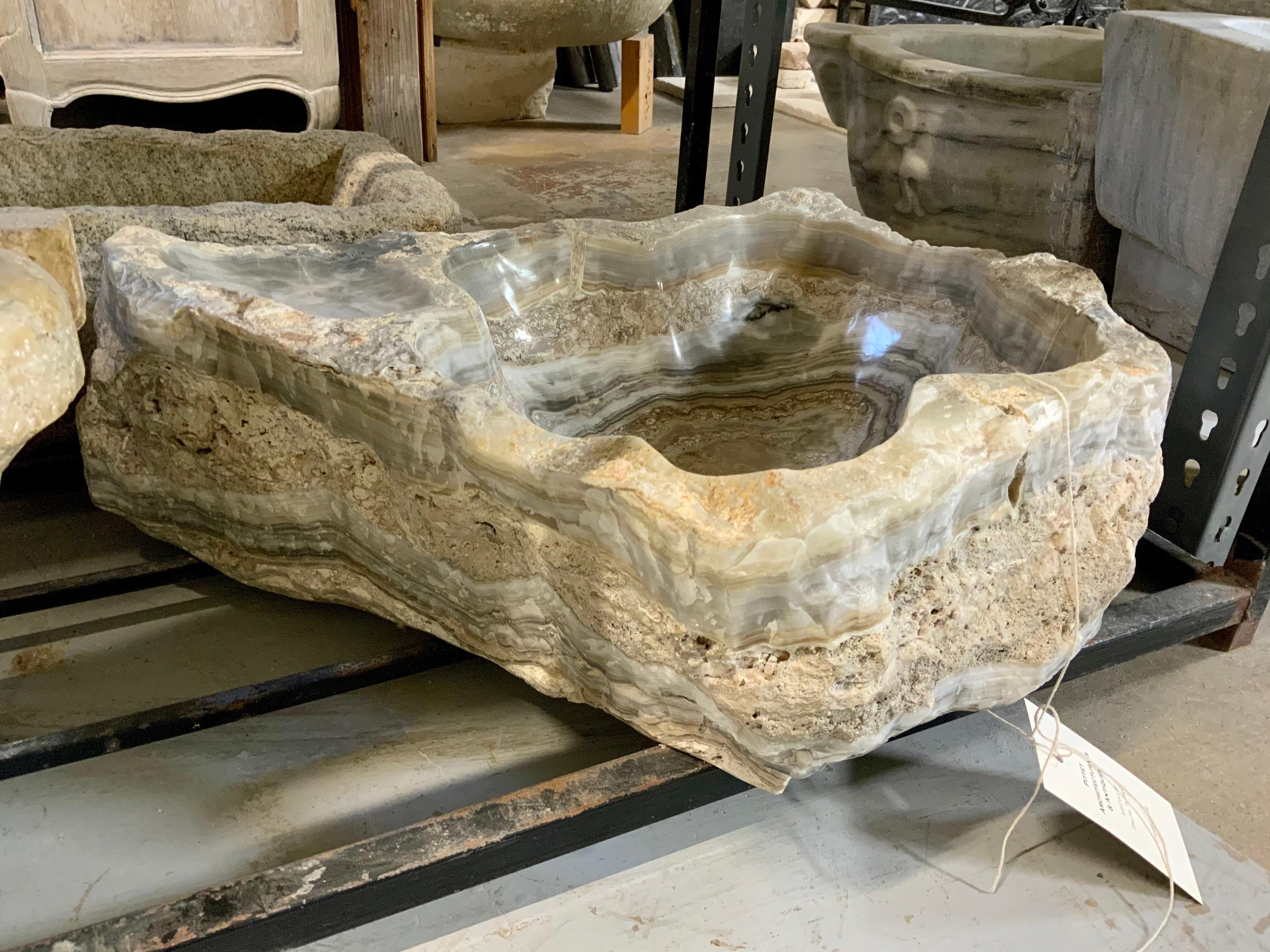  Contemporary Onyx Sink from South America In Good Condition In Dallas, TX