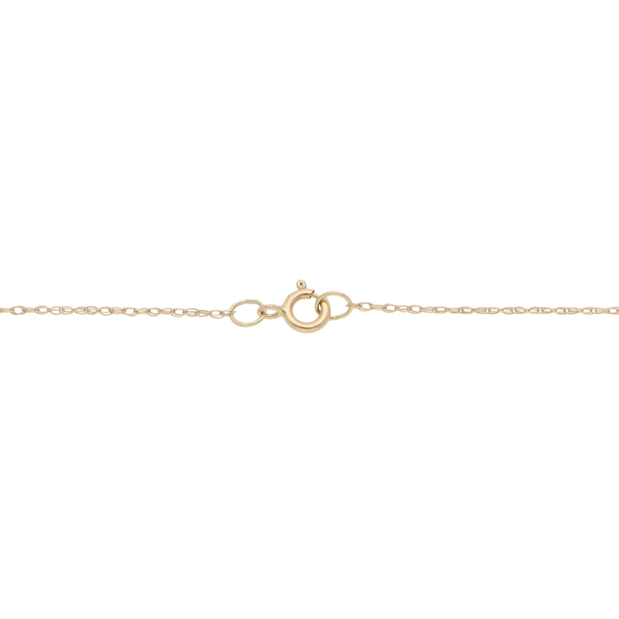 Contemporary Opal and Diamond Pendant Necklace in Yellow Gold In New Condition For Sale In London, GB