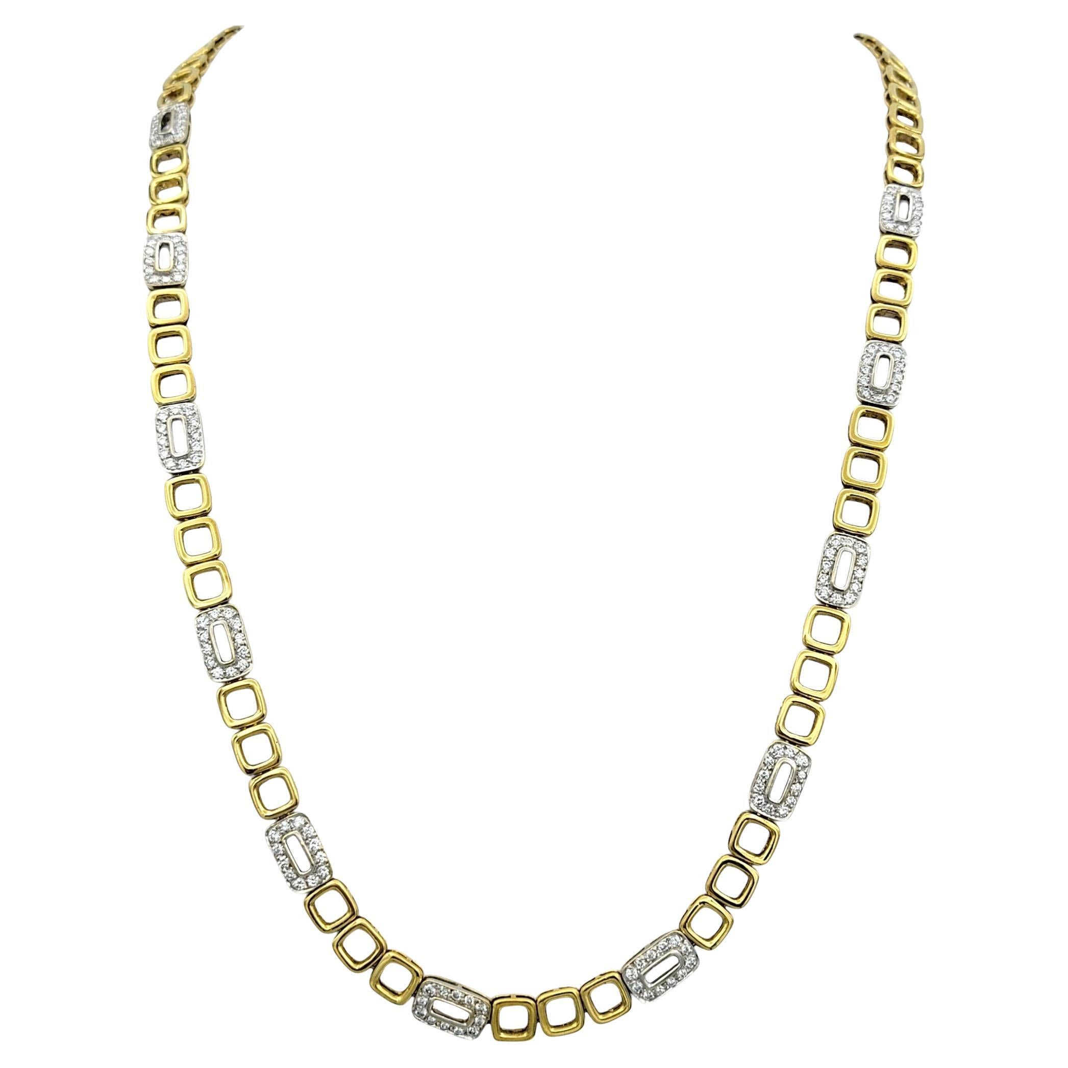 Collana a maglie lunghe in oro giallo 18 carati con pavé quadrato aperto e contemporaneo di diamanti in vendita
