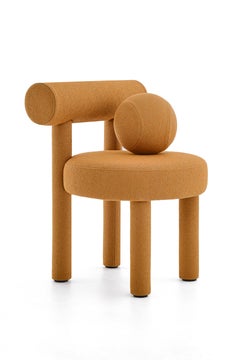 Sedia arancione contemporanea 'Gropius CS1' di NOOM, Sera Rohi, Chutney