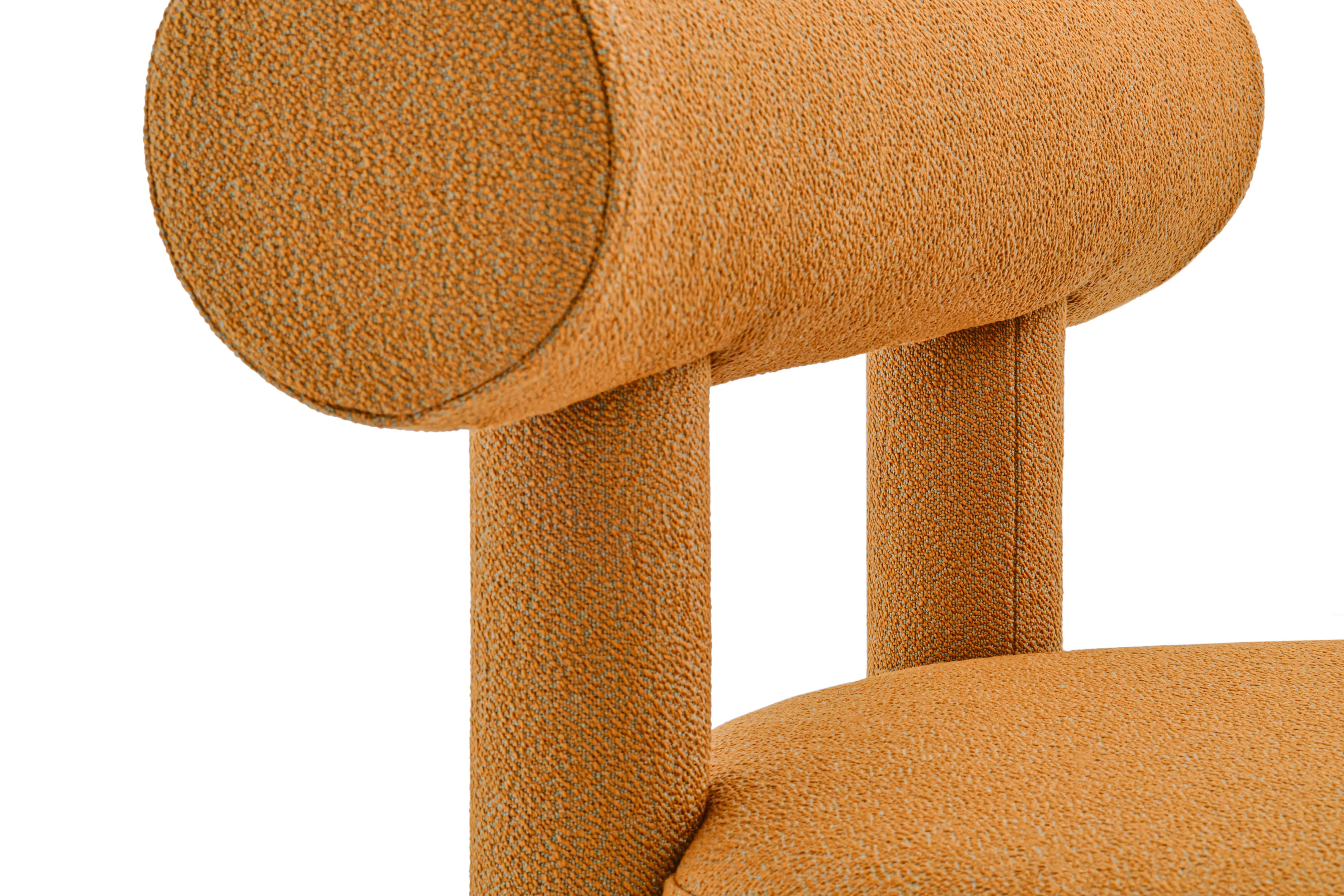 Contemporary Orange Chair 'Gropius CS1' von NOOM, Sera Rohi, Chutney im Angebot 1