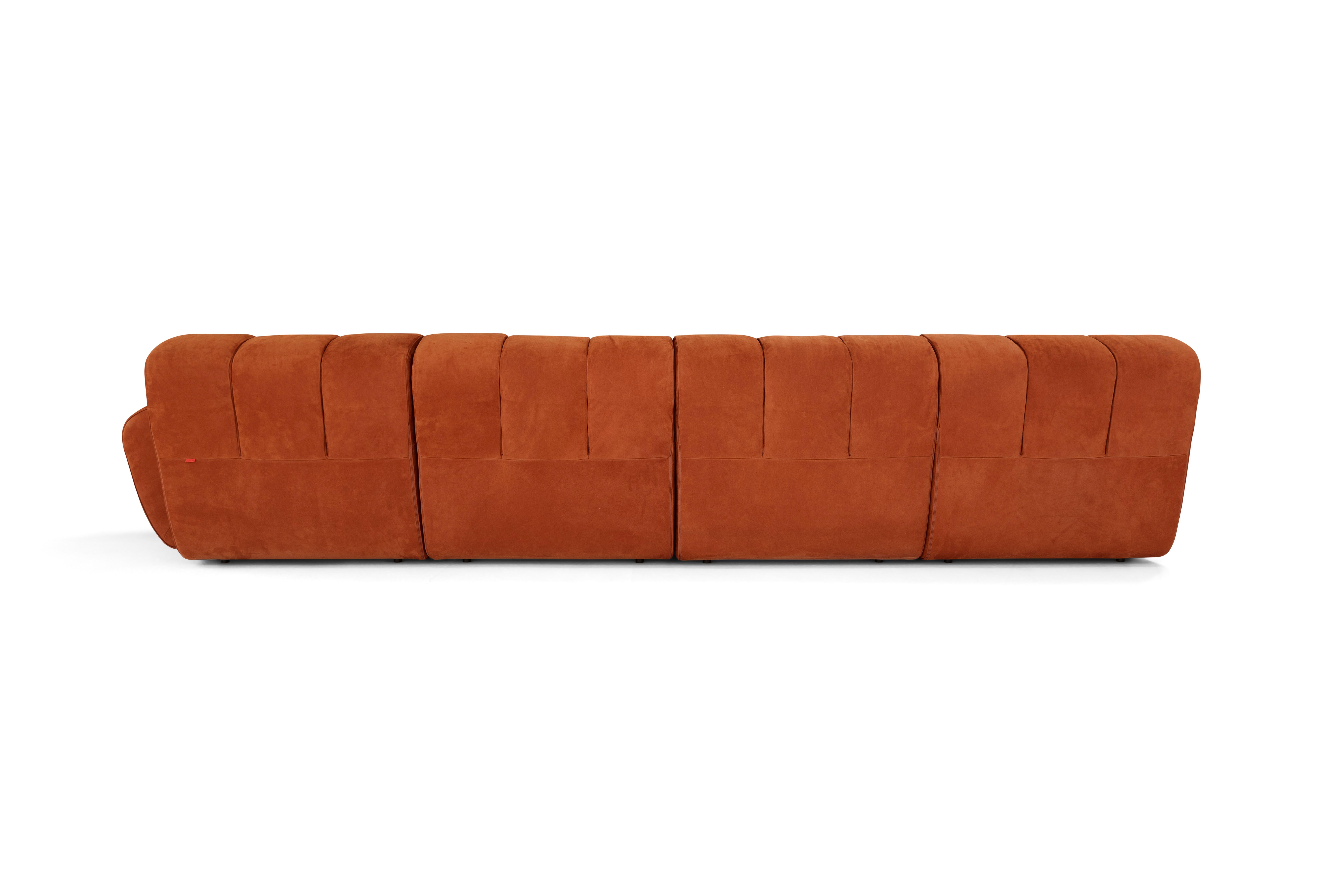 Canapé contemporain orangePalmo d'Amura Lab, cuir Nabuck 19 en vente 6