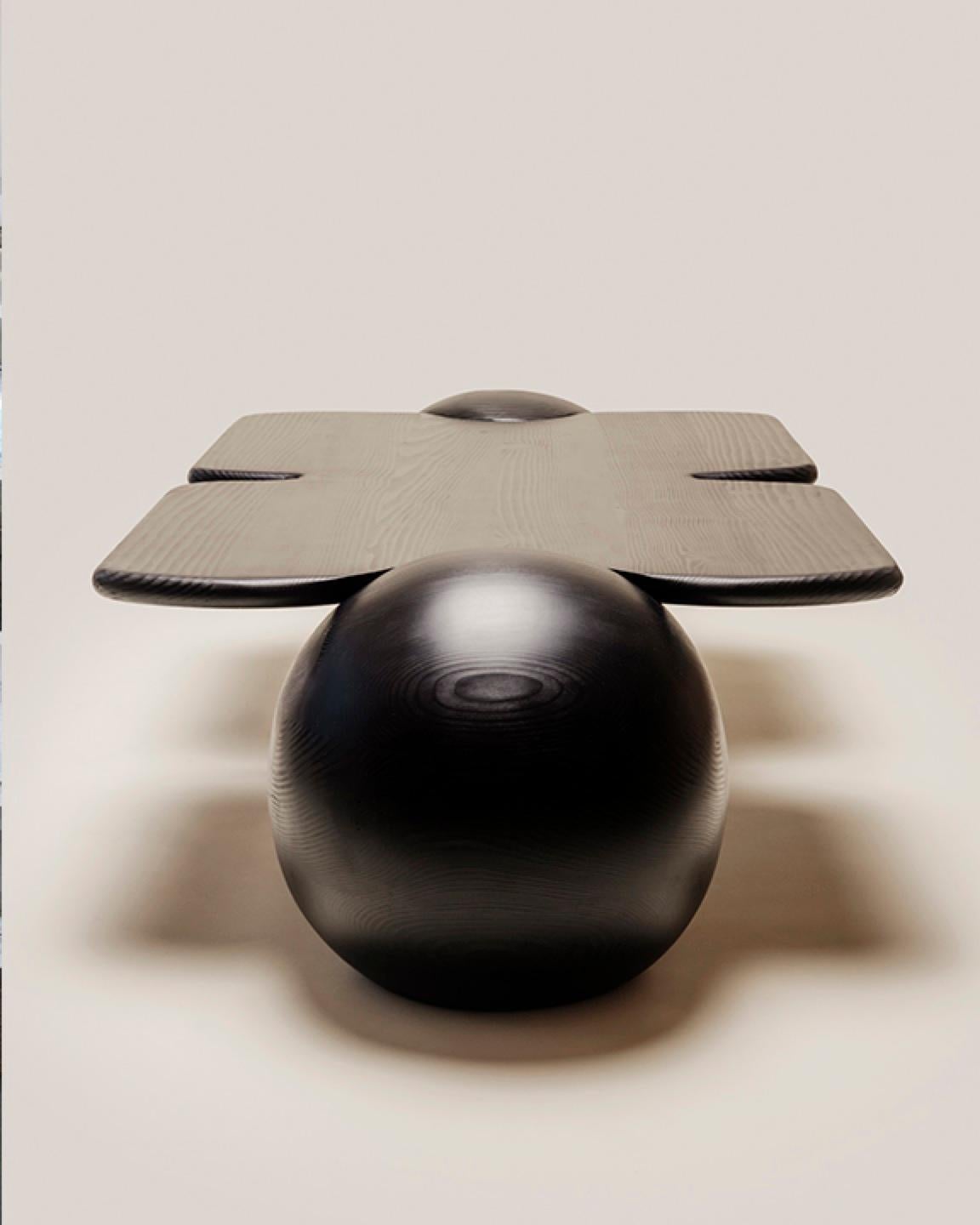 Zeitgenössischer Orb Couchtisch (Organische Moderne) im Angebot