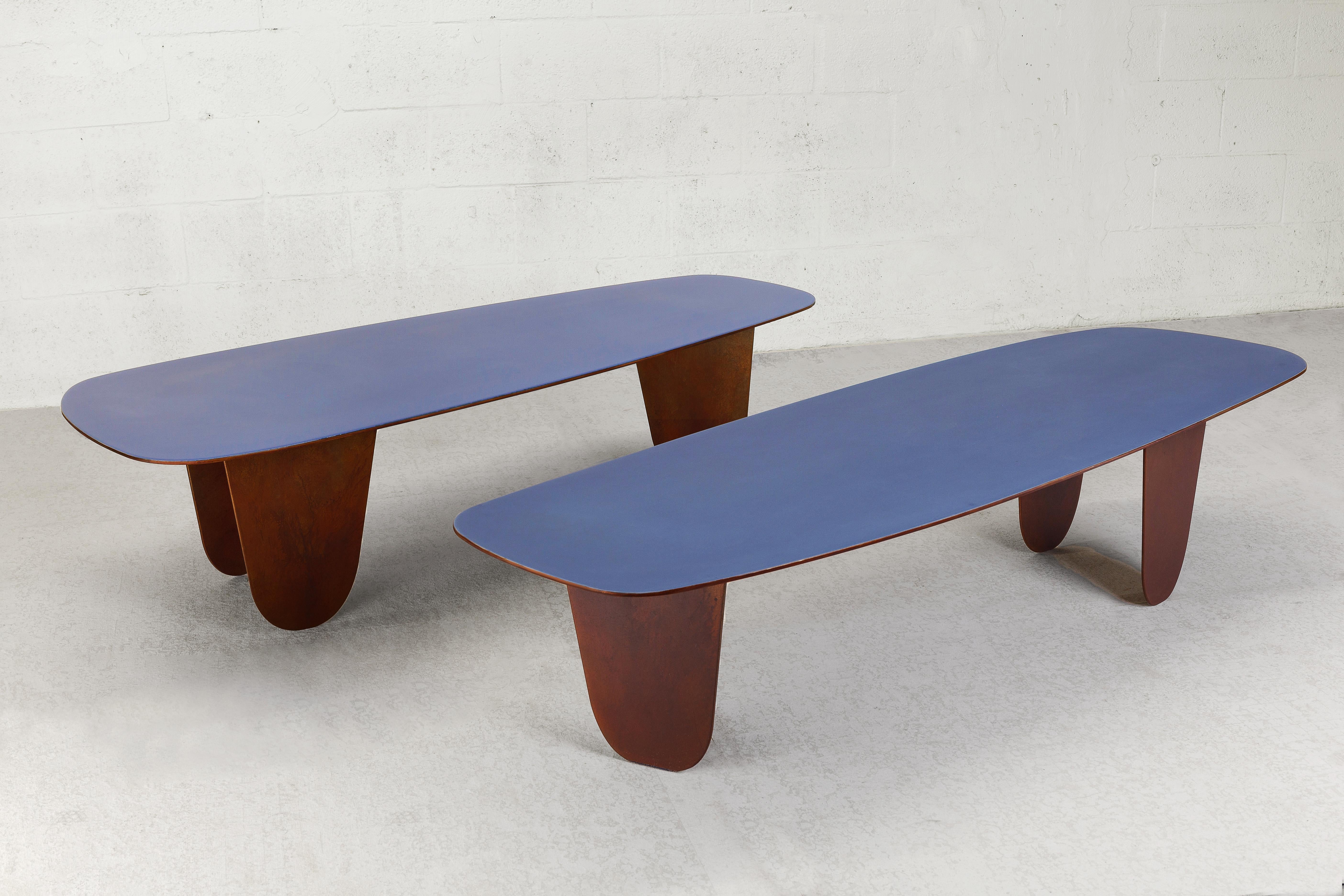 Contemporary Organic Minimalist Steel and Resin Low Tables by Vivian Carbonell In New Condition For Sale In Miami, FL