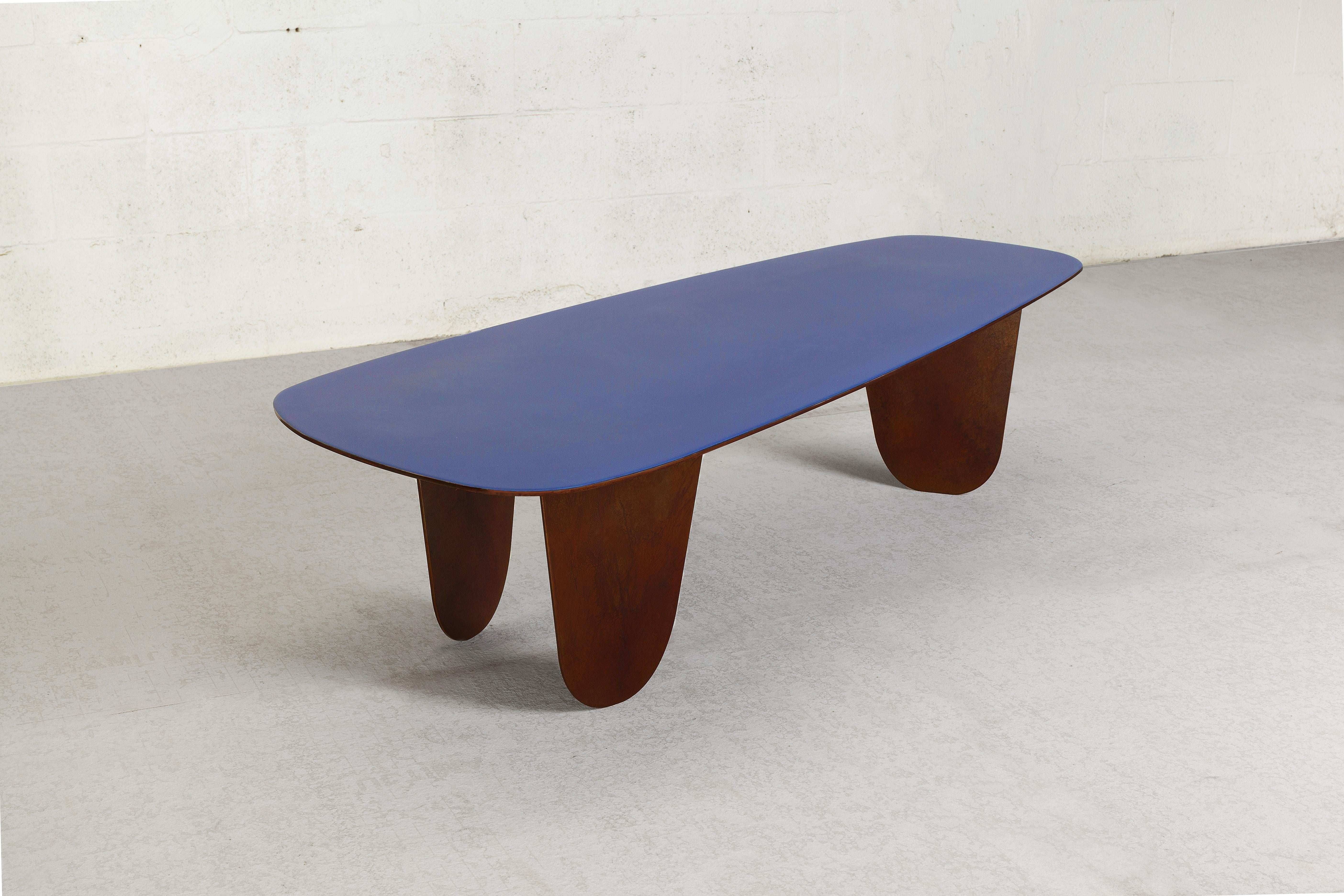 Contemporary Organic Minimalist Steel and Resin Low Tables by Vivian Carbonell For Sale 1