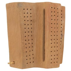 Zeitgenössische organische moderne marokkanische handgemachte Terrakotta-Keramik-Wandlampe