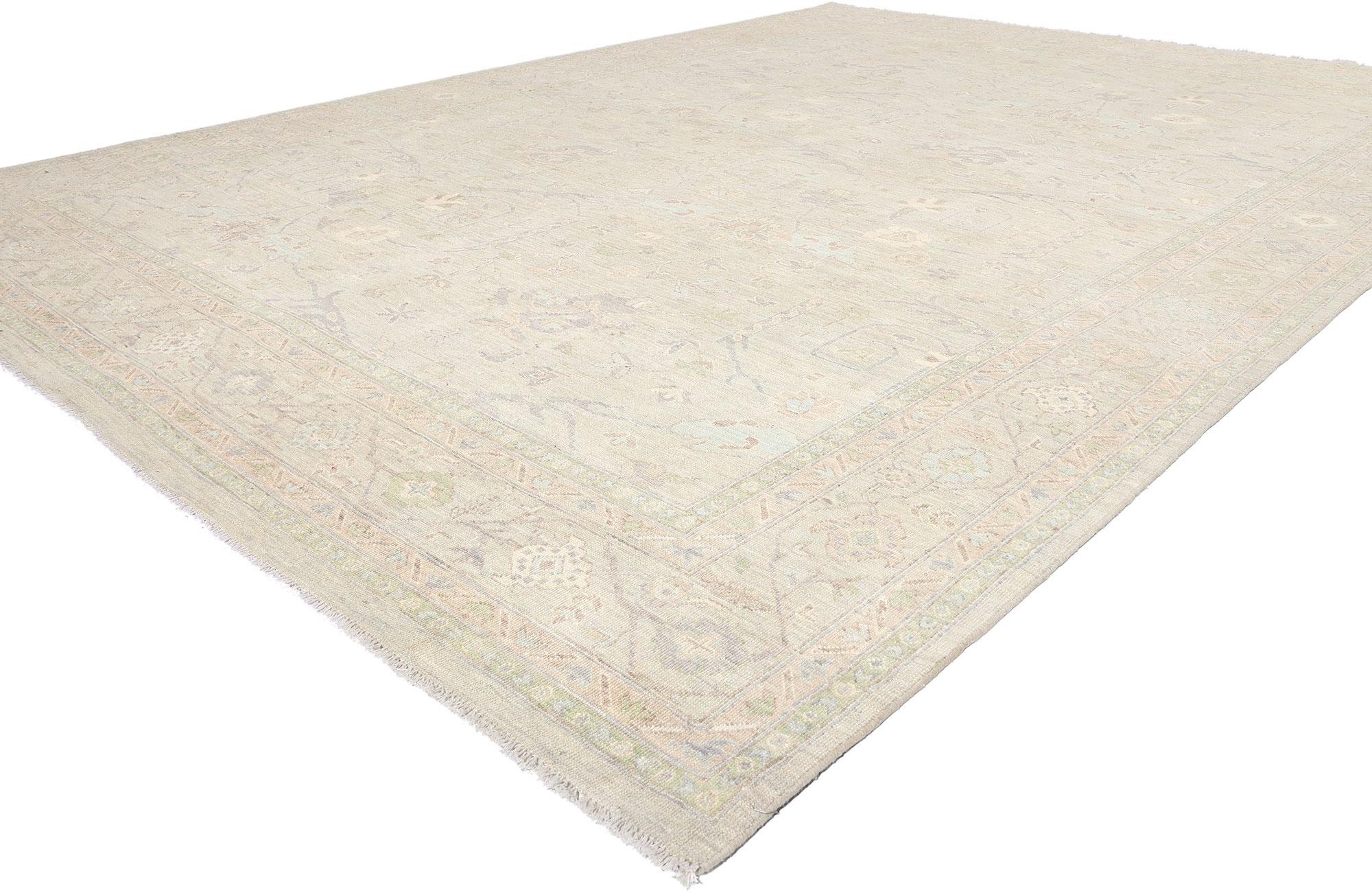 81111 Tappeto moderno organico Sultanabad Rugs, 09'10 x 13'07. I tappeti Sultanabad pakistani sono squisiti tesori artigianali provenienti dal Pakistan, che traggono ispirazione dai disegni tradizionali dei tappeti Sultanabad originari della Persia.