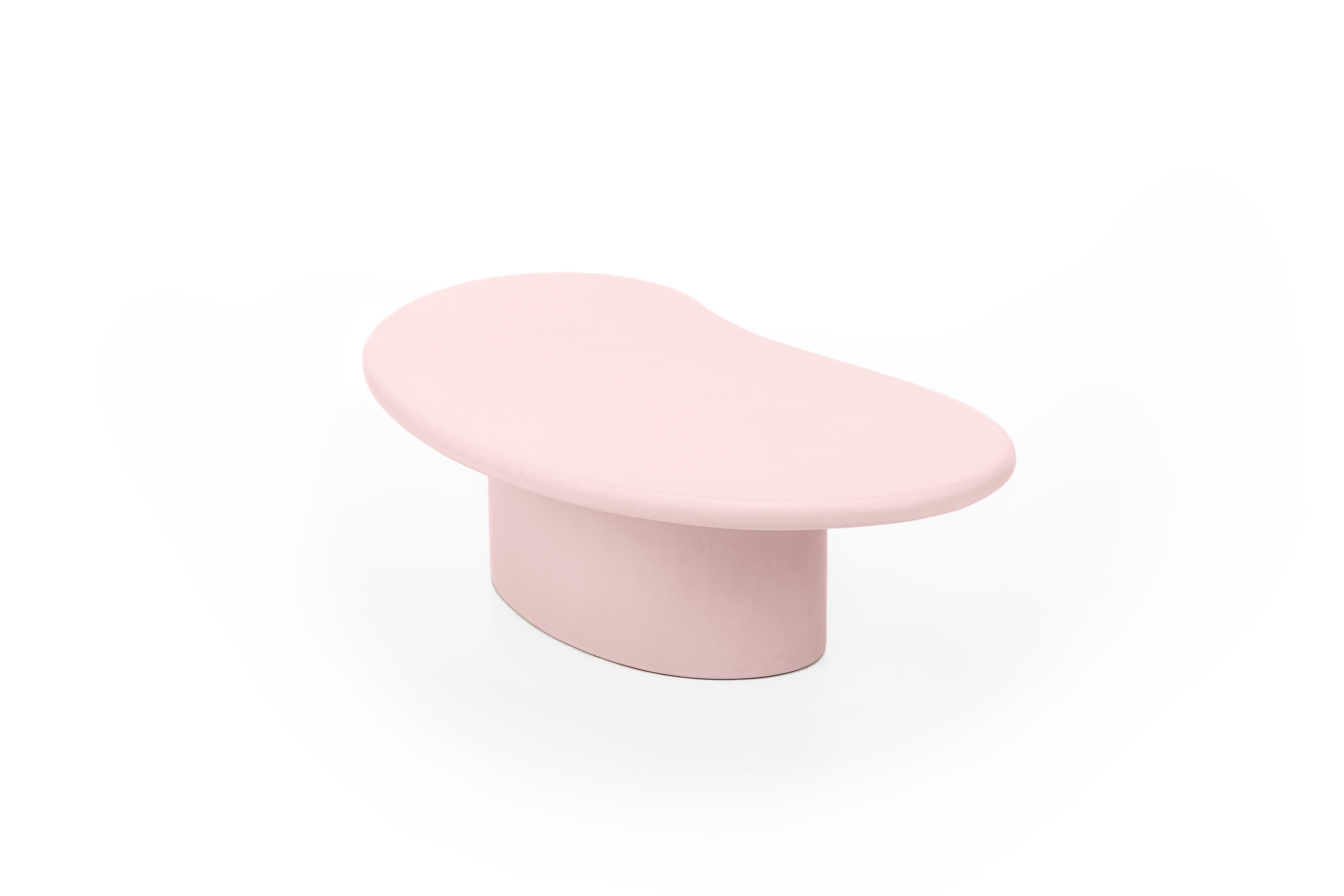 Contemporary Belgian design, handmade natural plaster coffee table with a textured and earthy character.

Indoor use (price outdoor +10%)

The Angus (Latin adjective “angustus” /an'gus. tus/ : narrow, strait)

The Angus designs are distinguished by