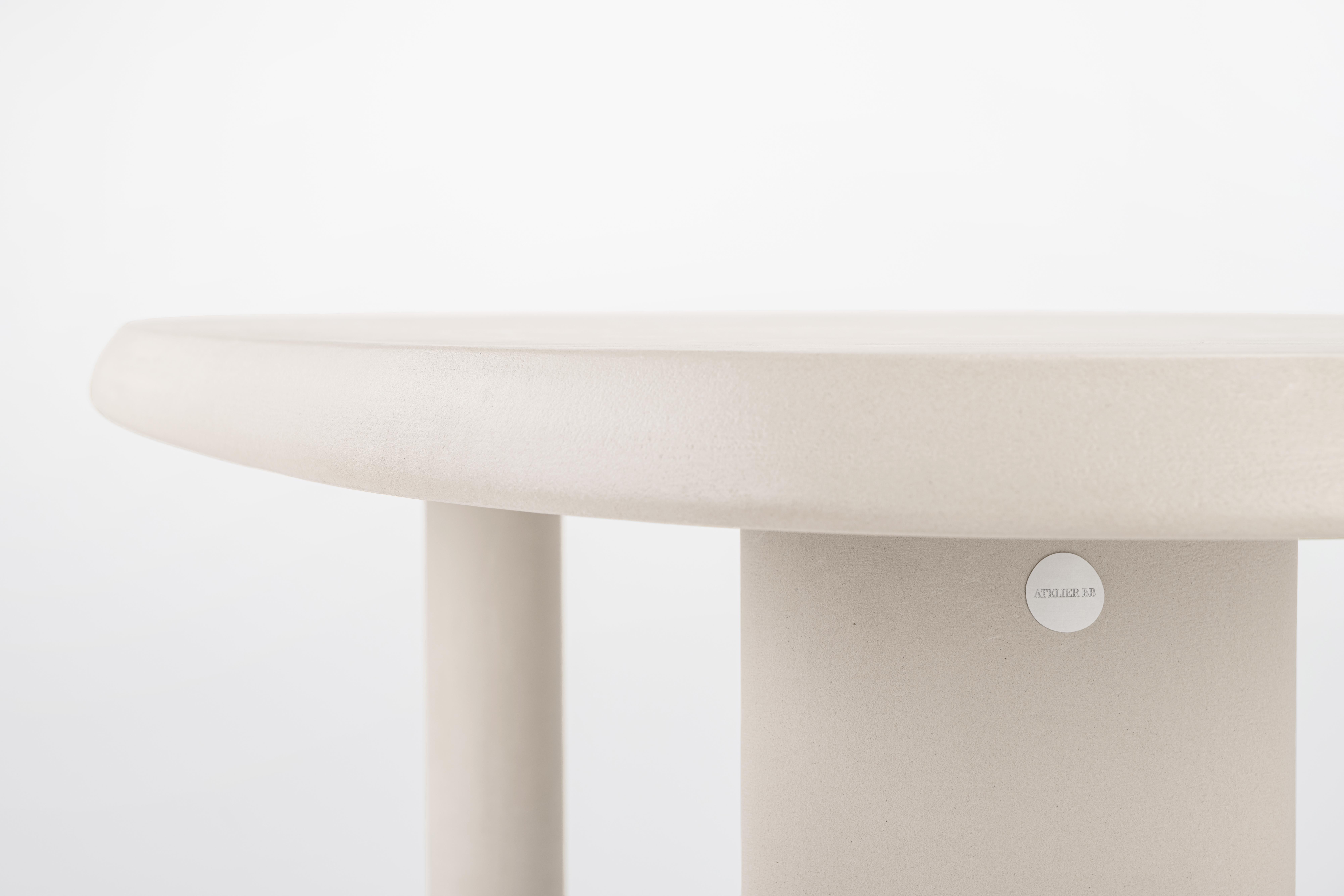 Minimalismo Scrivania organica contemporanea in gesso naturale 195 cm di Atelier A BB in vendita