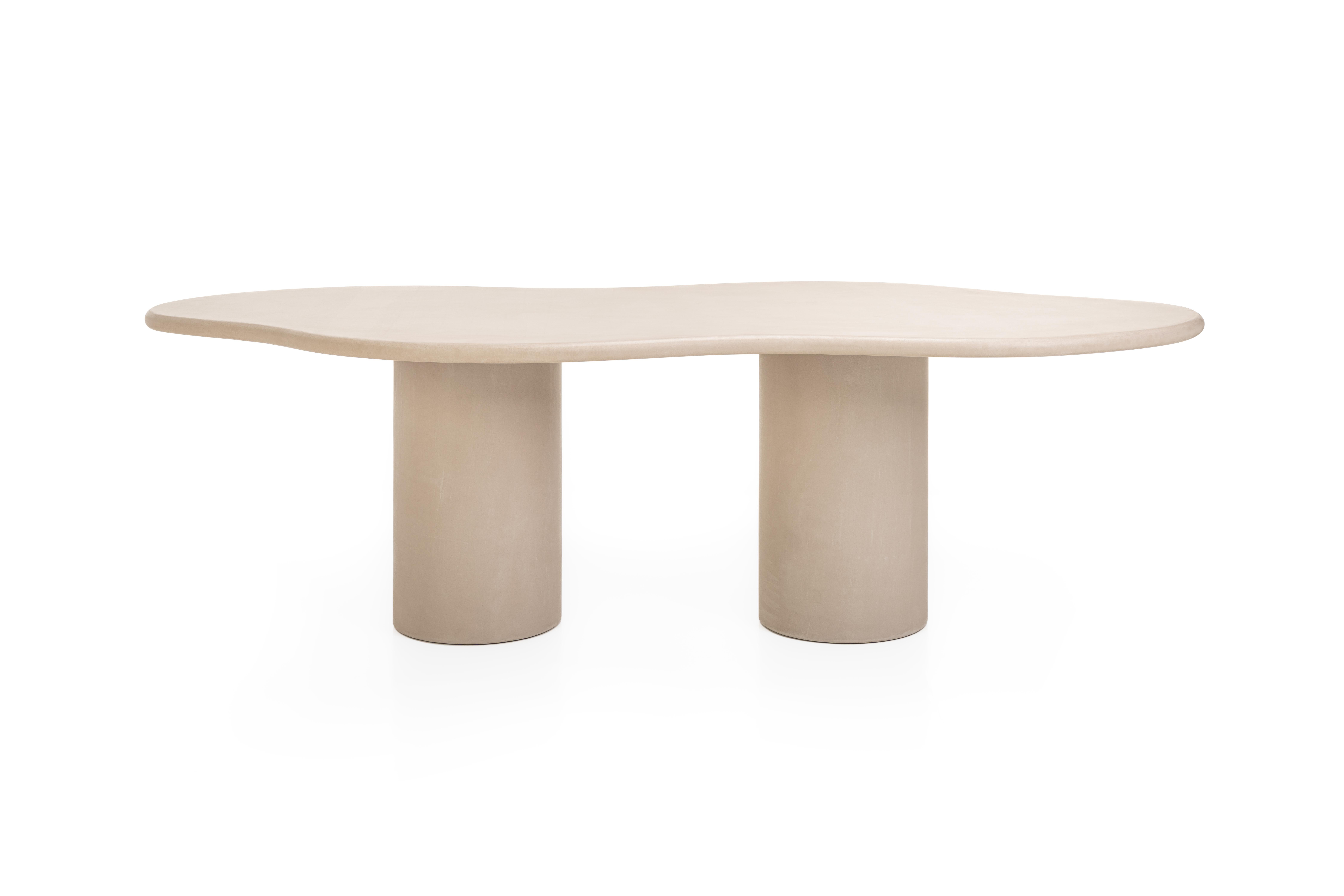 Table "Fluent" contemporaine en plâtre naturel organique 220cm par Isabelle Beaumont