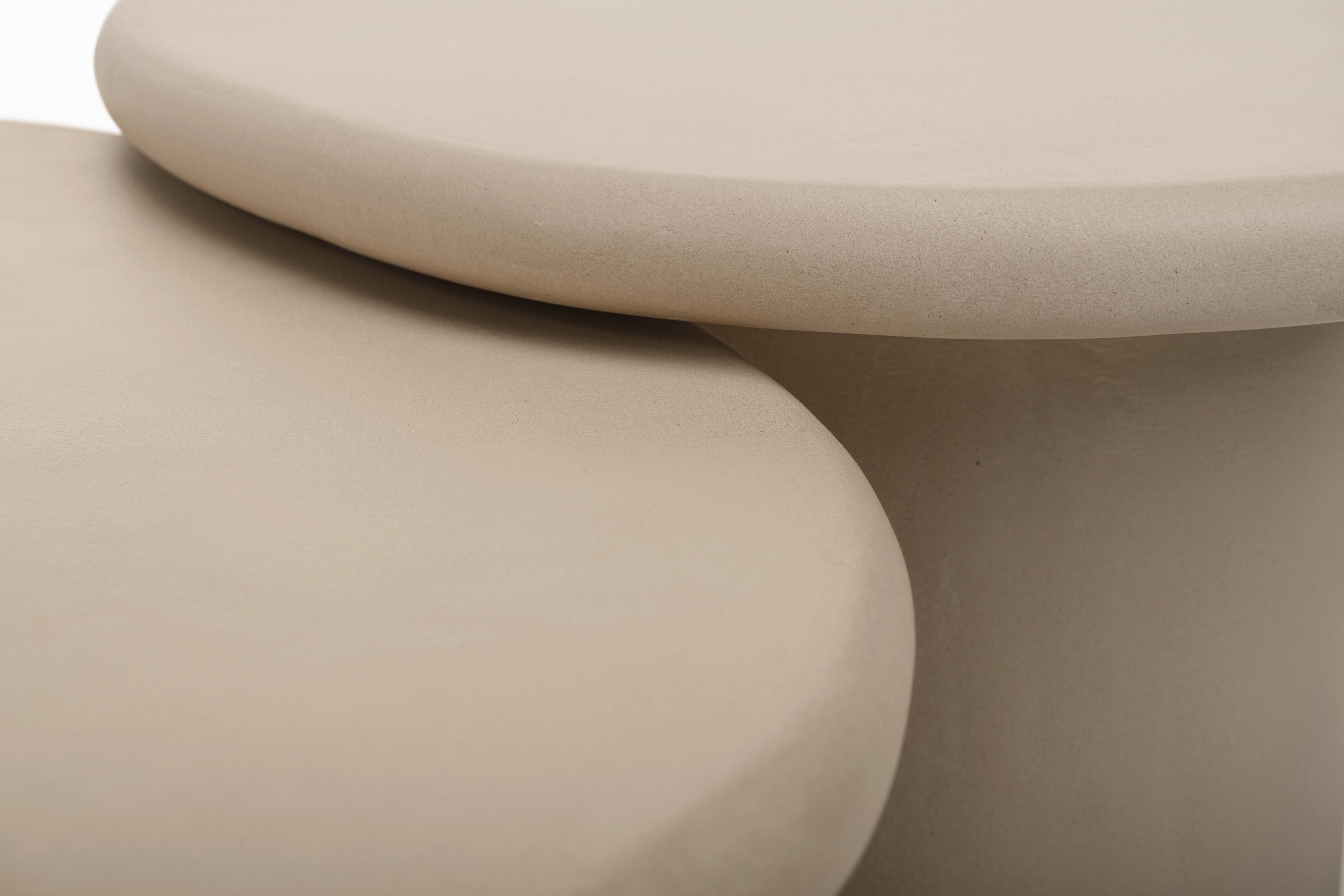 XXIe siècle et contemporain Table basse contemporaine en plâtre naturel organique 