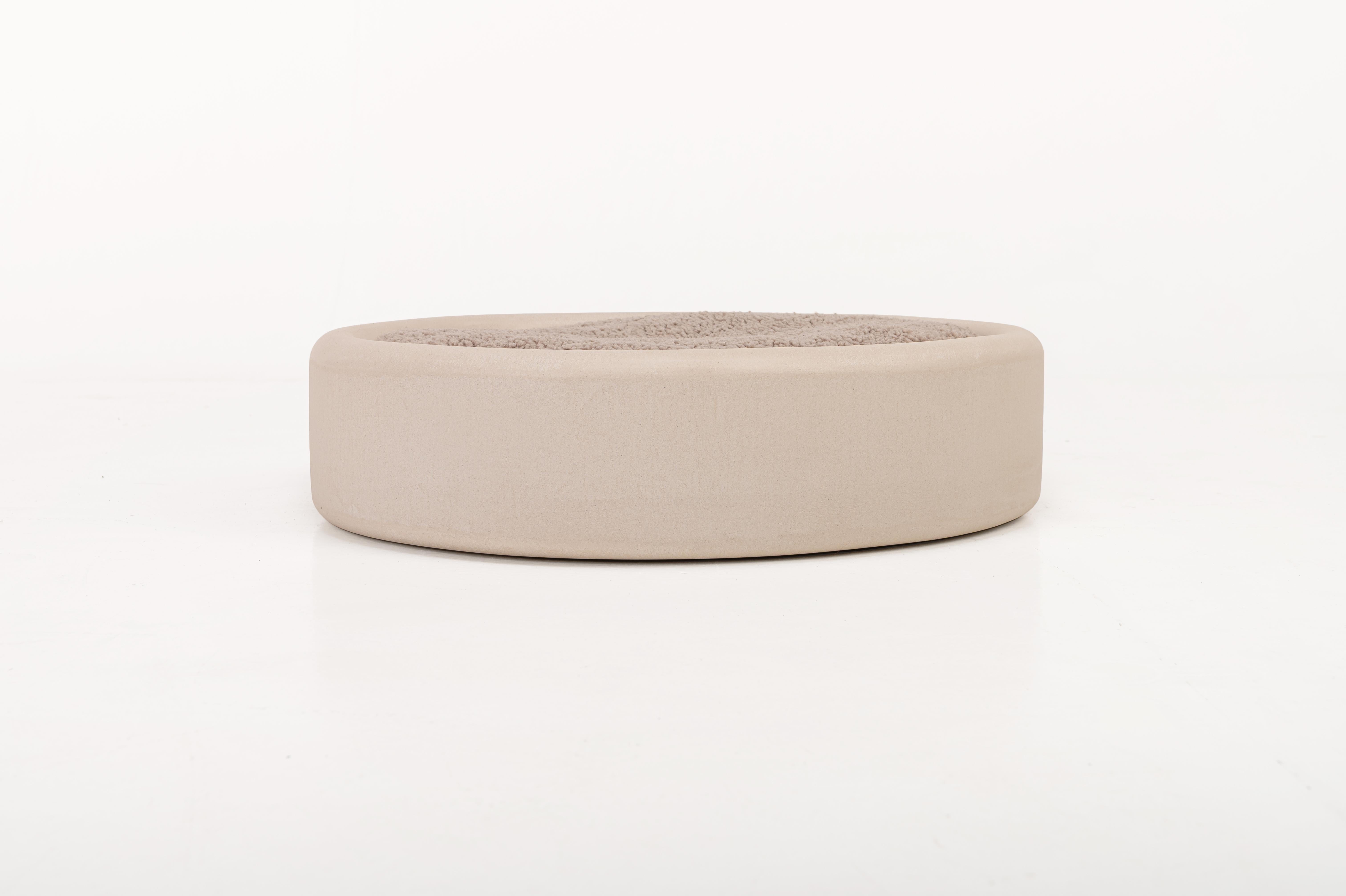 Lit pour chien contemporain en plâtre naturel rond 