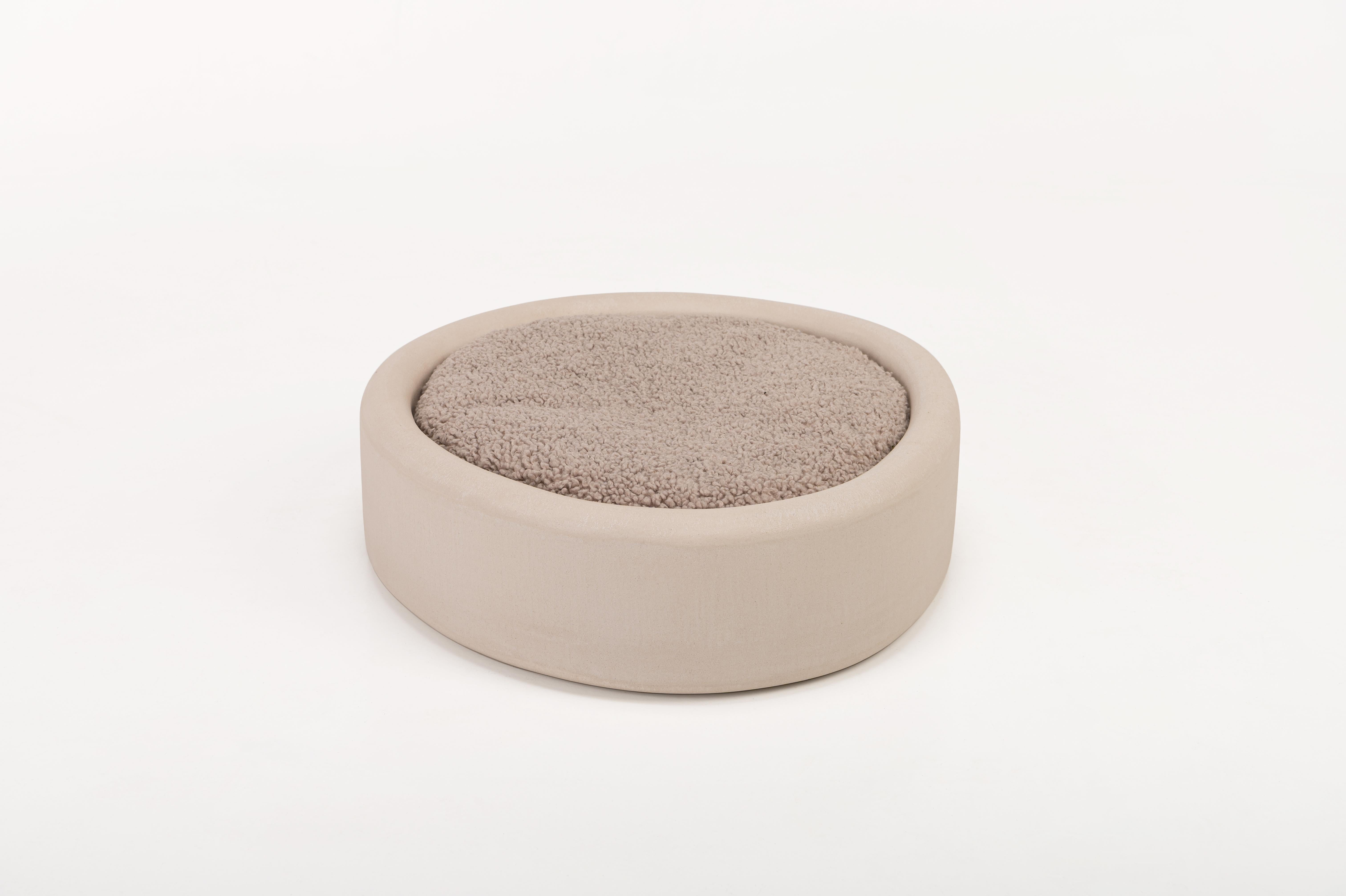 Fait main Lit pour chien contemporain en plâtre naturel rond 