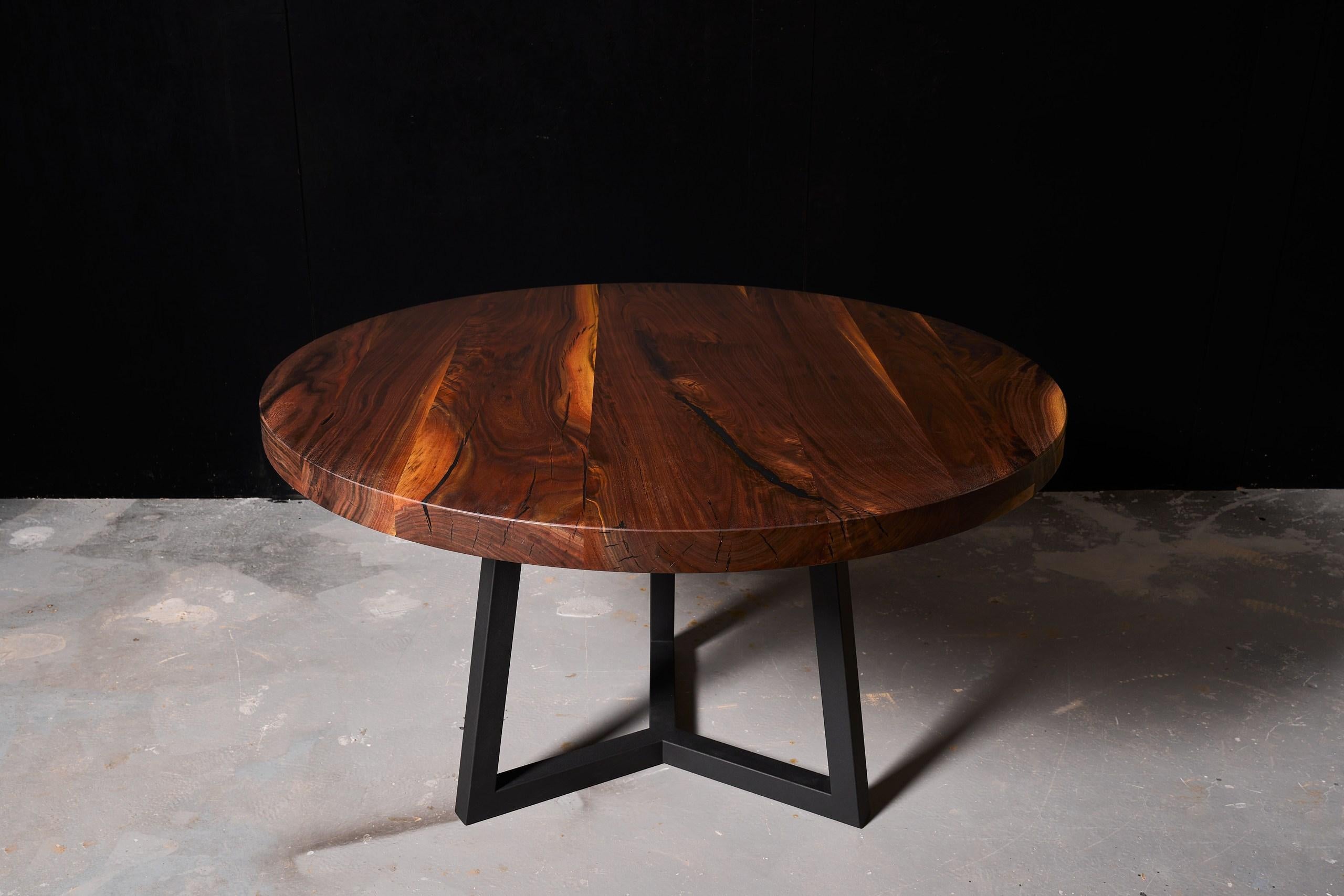 Hand-Carved Contemporary Modern Round Table in Solid Walnut, 120cm For Sale