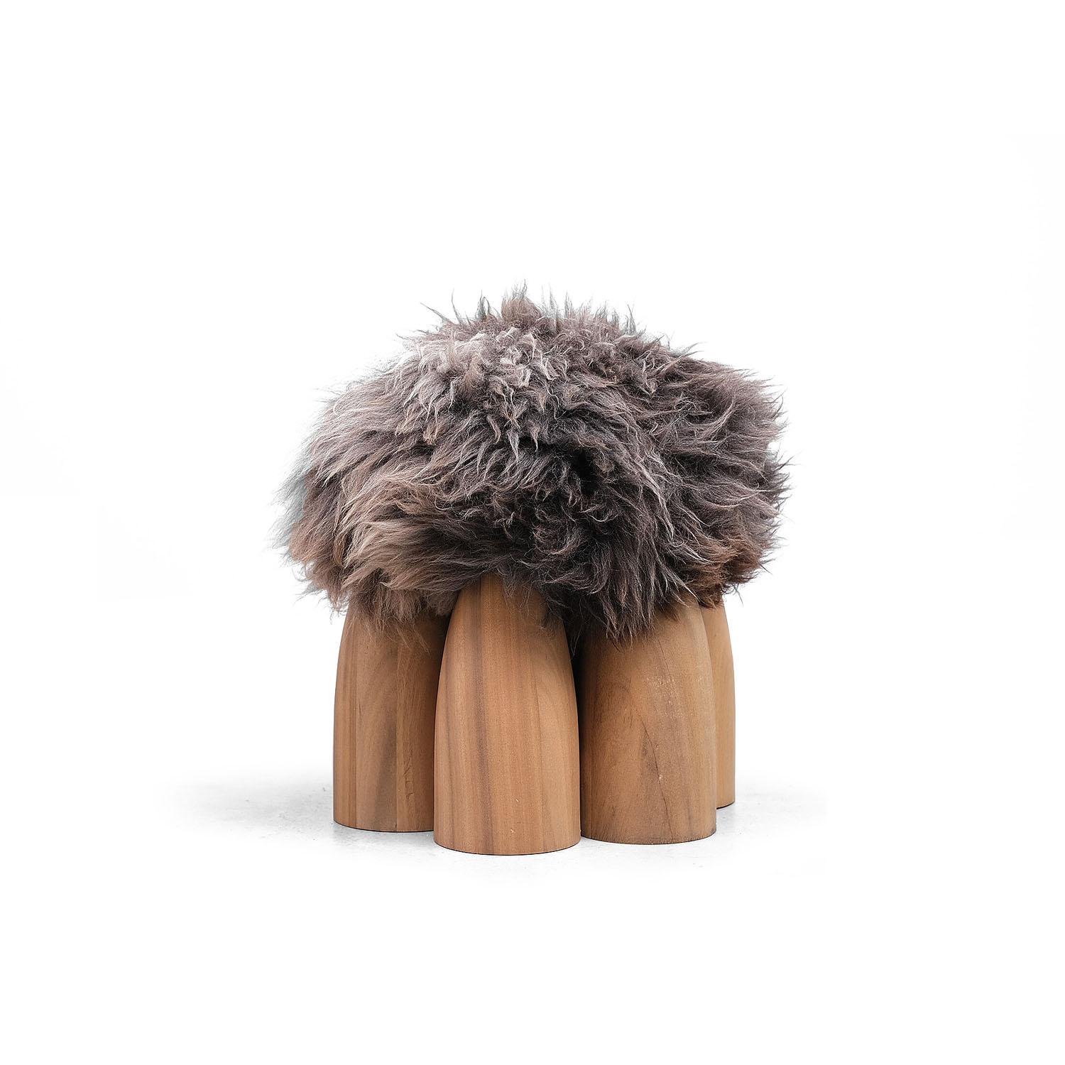 Contemporary Ottoman in African Walnut and Sheep Wool, Senufo by Arno Declercq In New Condition For Sale In Warsaw, PL