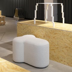 Pouf ou ottoman contemporain 'Lovedick' par Oitoproducts
