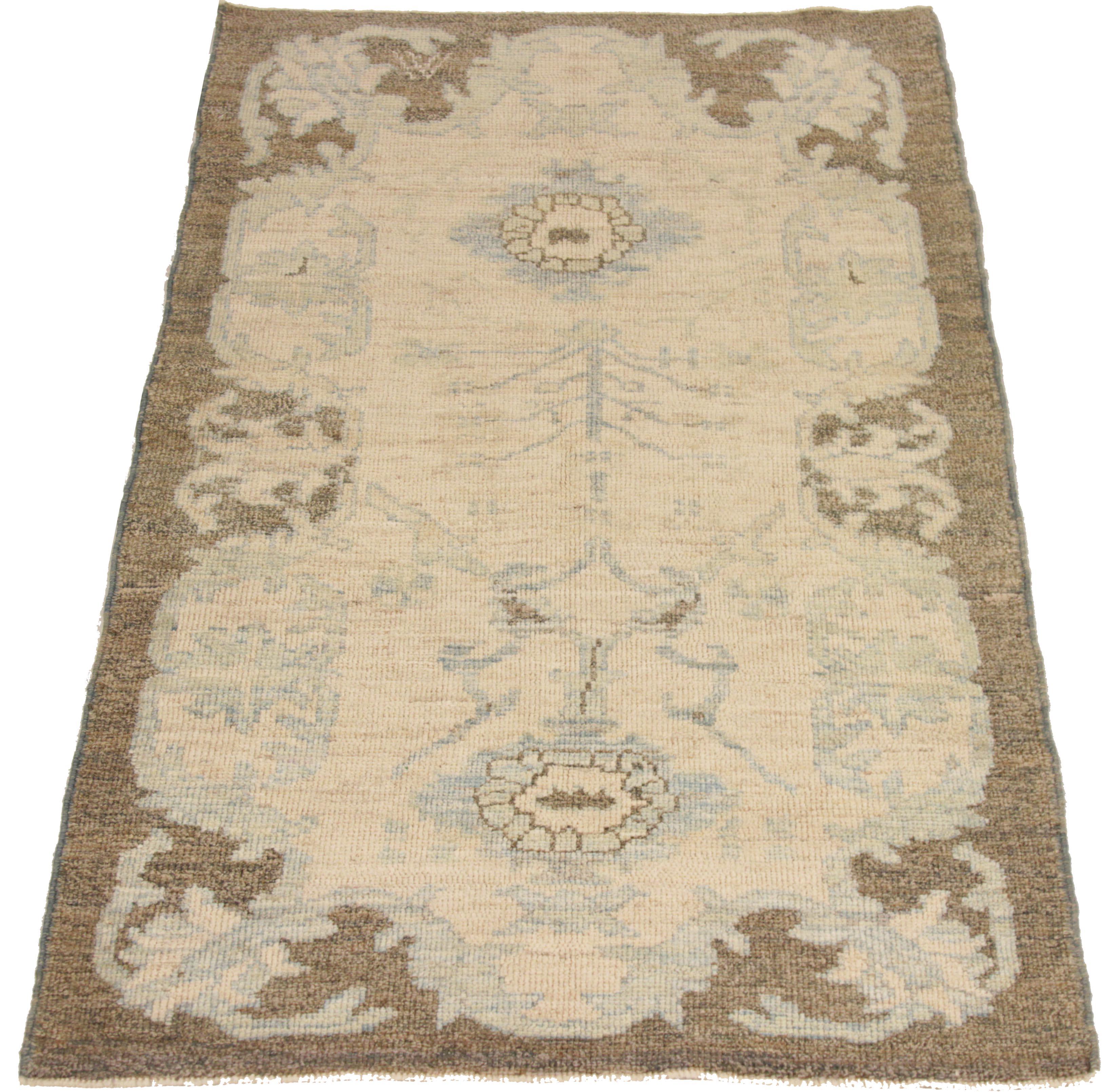 Contemporary Oushak Persian Rug with One-Piece Floral Field in Ivory and Blue For Sale 3
