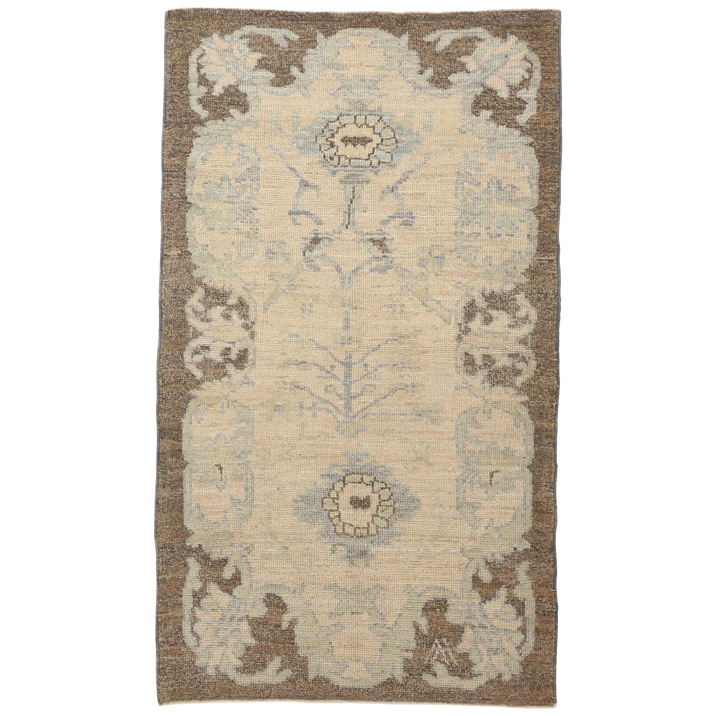 Contemporary Oushak Persian Rug with One-Piece Floral Field in Ivory and Blue