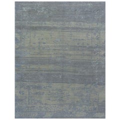 Tapis contemporain Oushak à motifs floraux gris et bleu sur fond beige