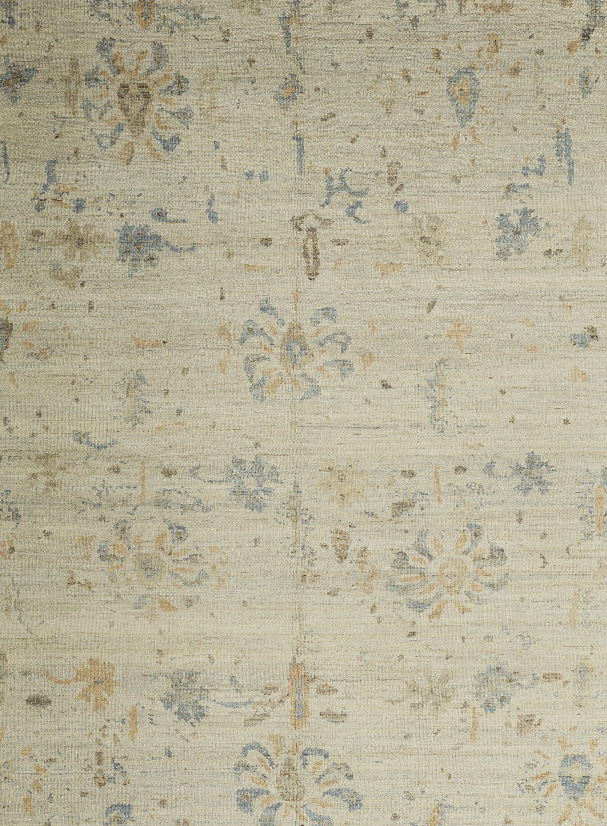 Zeitgenössischer Wollteppich im Oushak-Stil, 9 ft × 11 ft 7 in, Elfenbein und Soft Blue (21. Jahrhundert und zeitgenössisch) im Angebot