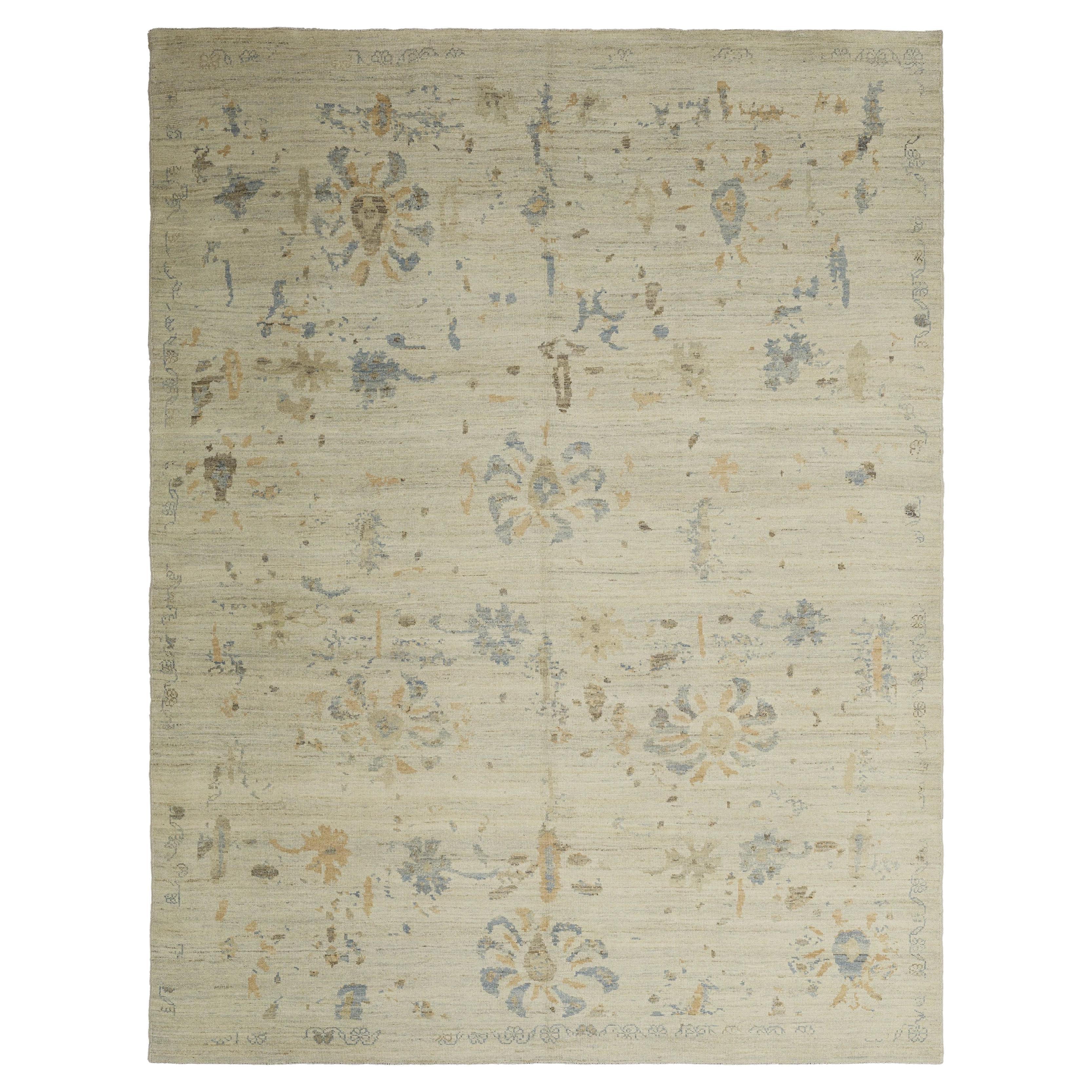 Zeitgenössischer Wollteppich im Oushak-Stil, 9 ft × 11 ft 7 in, Elfenbein und Soft Blue