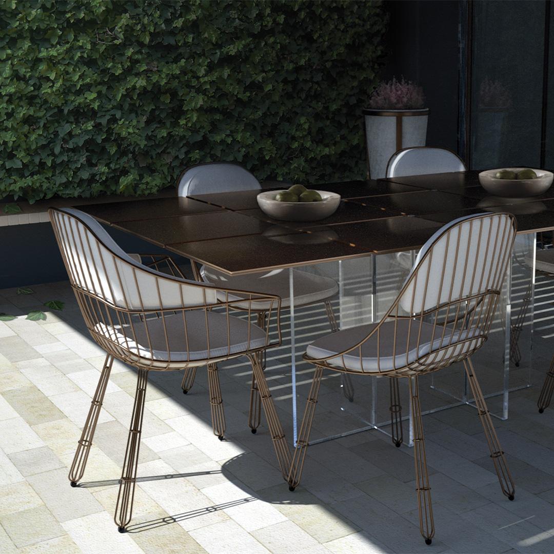 Modern Outdoor Dining Table with Acrylic Legs and Metallic Top In New Condition For Sale In Santo Tirso, PT