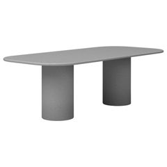 Table de salle à manger d'extérieur contemporaine en résine grise texturée